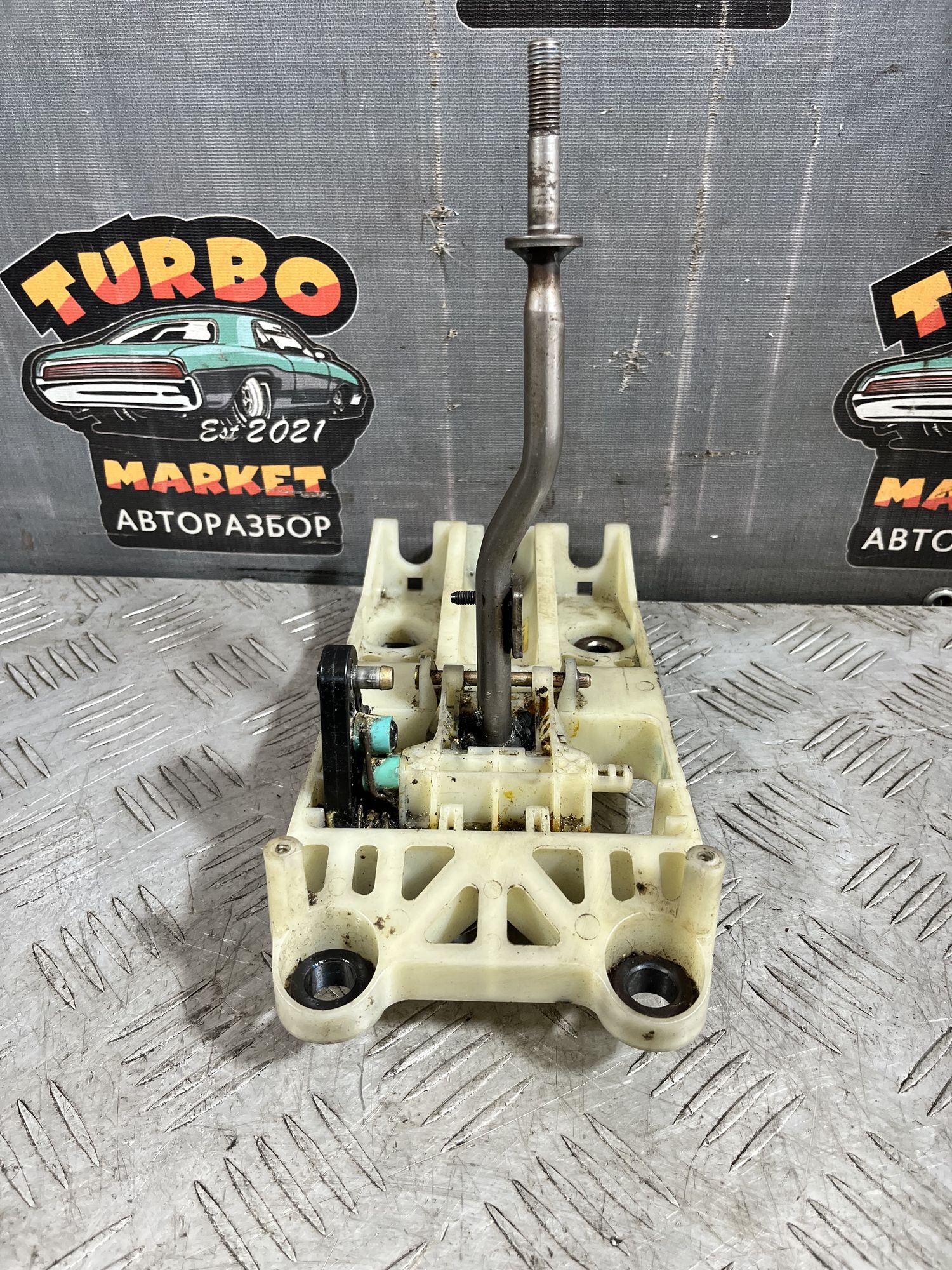 https://ycs.partsauto.market/partsauto-images/thmbs/userImages/7493bedda53ffbba18042670cc6fed05/part/e078892c-3a9a-4c6d-86c6-067f1e2bf257_1719925696065.jpg
