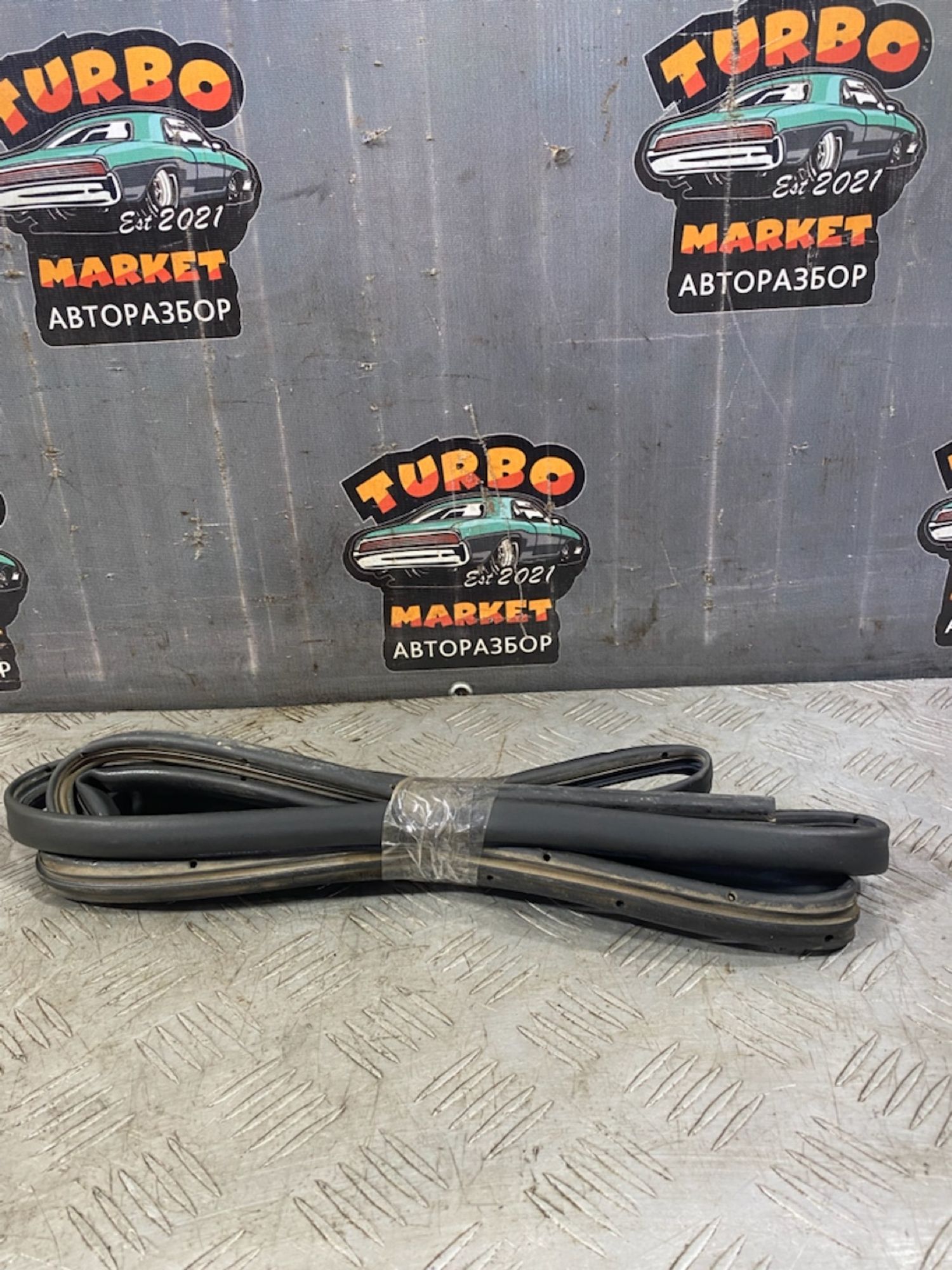 https://ycs.partsauto.market/partsauto-images/thmbs/userImages/7493bedda53ffbba18042670cc6fed05/part/e1f4bd53-e35c-4da0-ad57-d2facb928be0_1721224641498.jpg