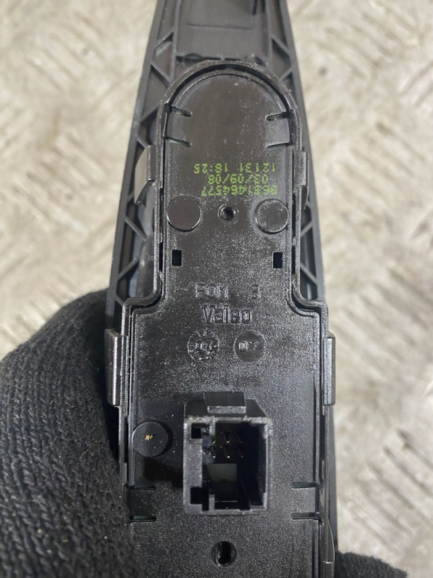 https://ycs.partsauto.market/partsauto-images/thmbs/userImages/7493bedda53ffbba18042670cc6fed05/part/e38f0526-cb38-4b92-a228-1cf1865f2e67_1721738901687.jpg