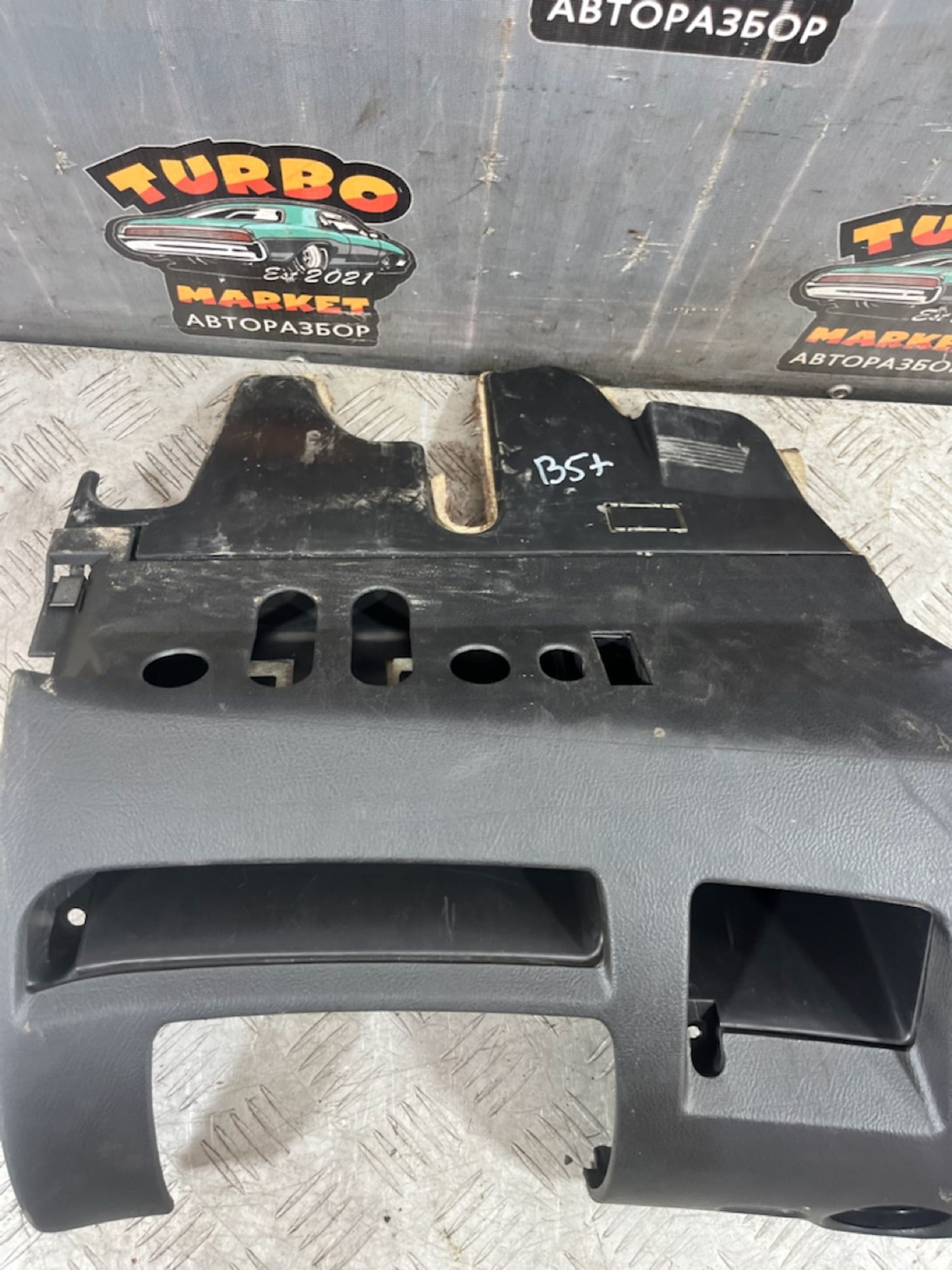 https://ycs.partsauto.market/partsauto-images/thmbs/userImages/7493bedda53ffbba18042670cc6fed05/part/e719da35-89e6-4b85-8b5c-8d0ef0d339b3_1721303221650.jpg