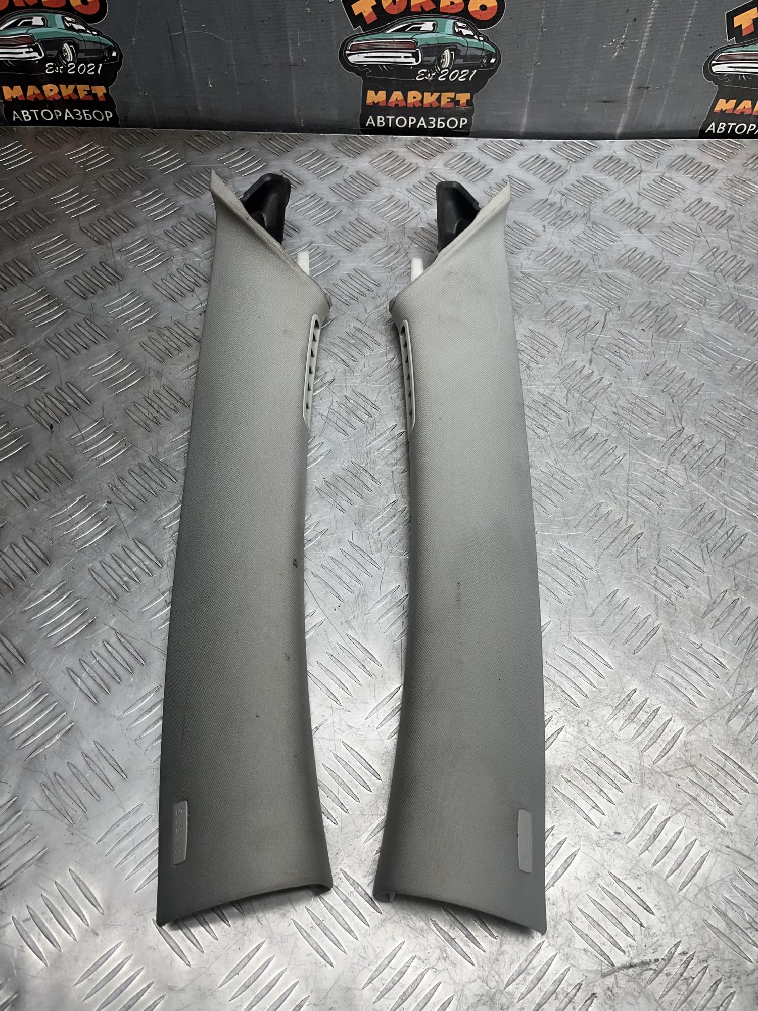 https://ycs.partsauto.market/partsauto-images/thmbs/userImages/7493bedda53ffbba18042670cc6fed05/part/e81c17b9-ba30-4773-bfb7-1e1c50185b62_1718026026230.jpg