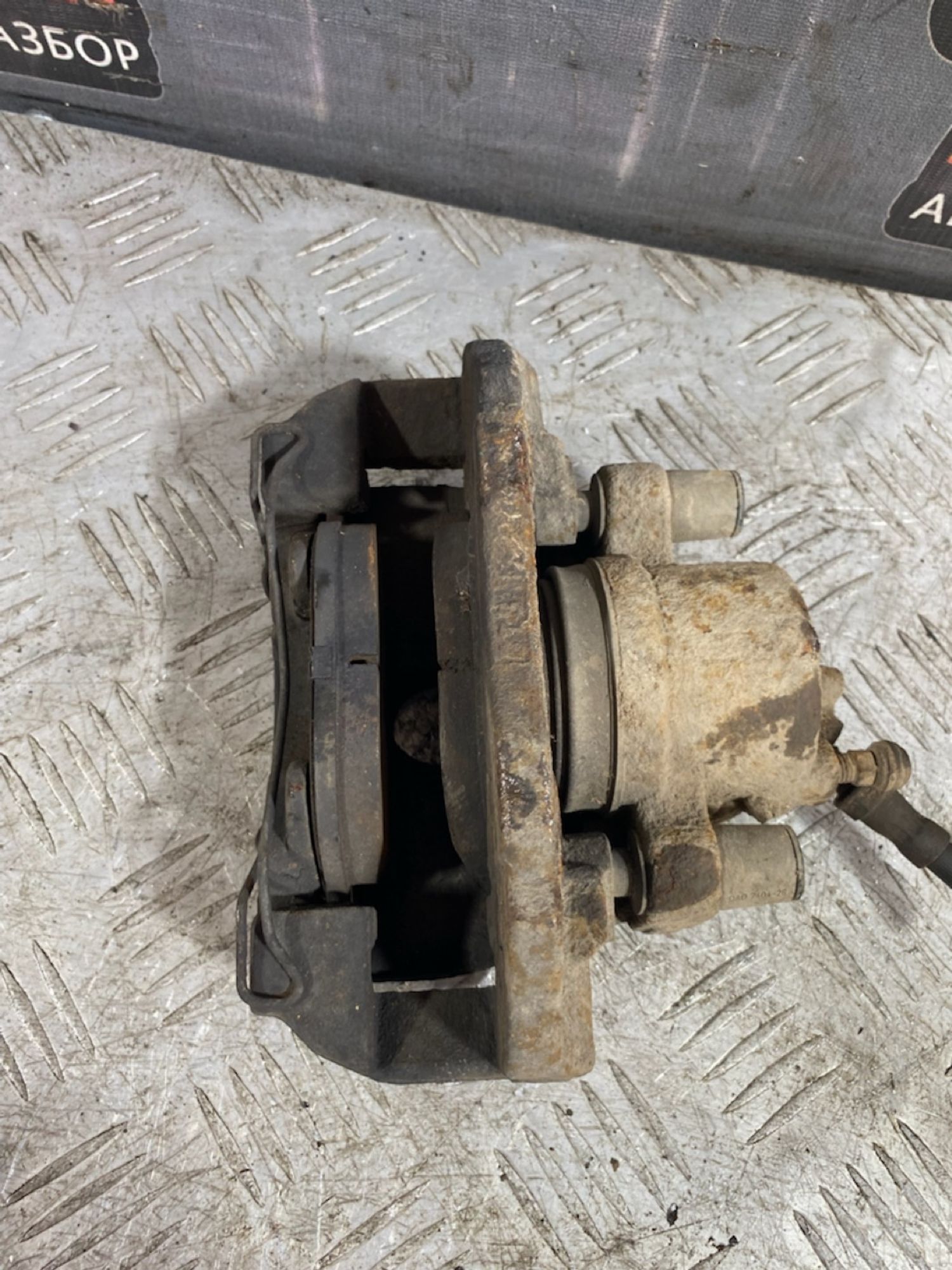 https://ycs.partsauto.market/partsauto-images/thmbs/userImages/7493bedda53ffbba18042670cc6fed05/part/eaaa3b4b-48d6-48f0-ad73-52700181b8fb_1720791174143.jpg
