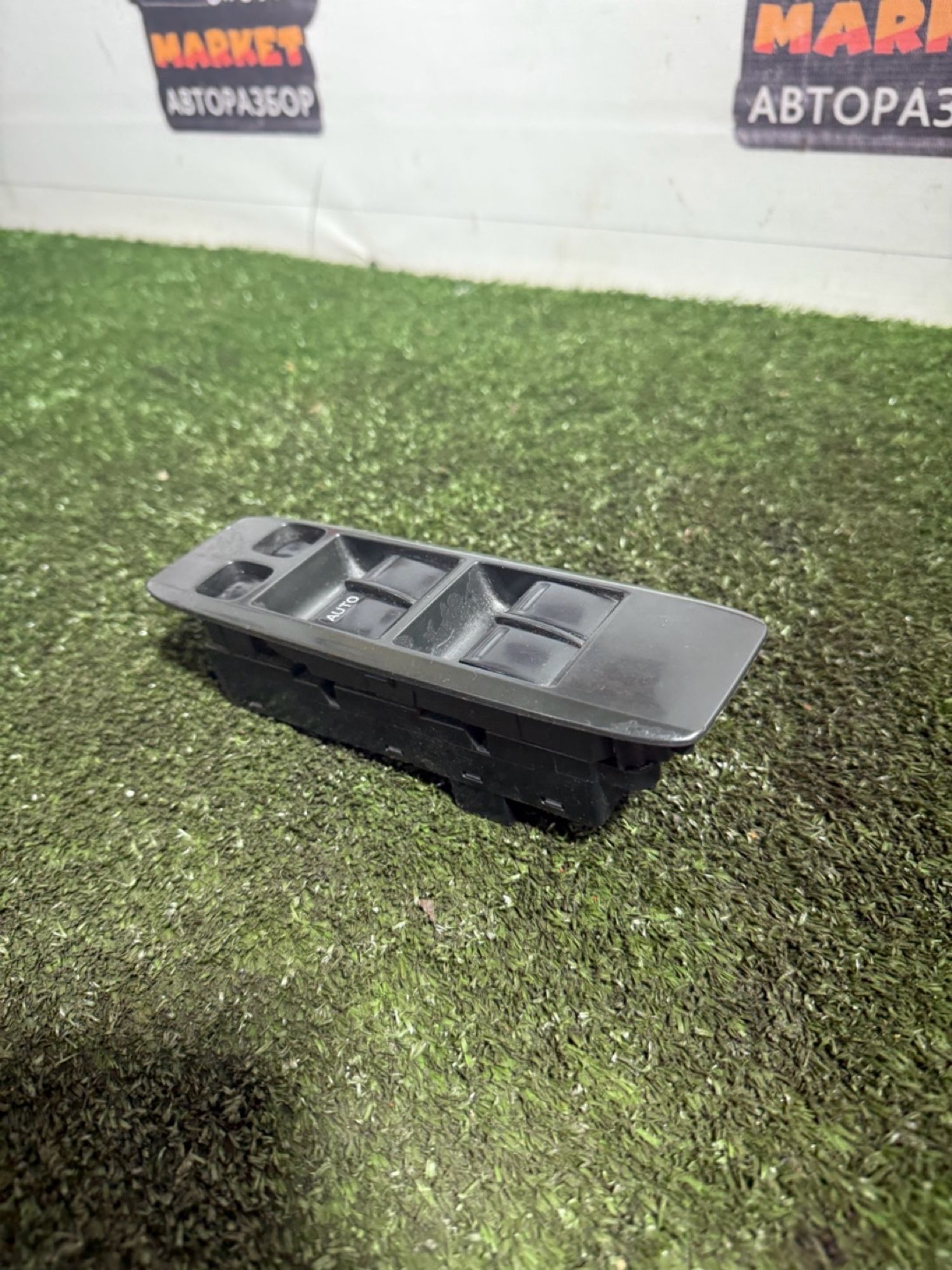 https://ycs.partsauto.market/partsauto-images/thmbs/userImages/7493bedda53ffbba18042670cc6fed05/part/ec04d2a4-6fce-496b-bc27-29db86738118_1745574491531.jpg