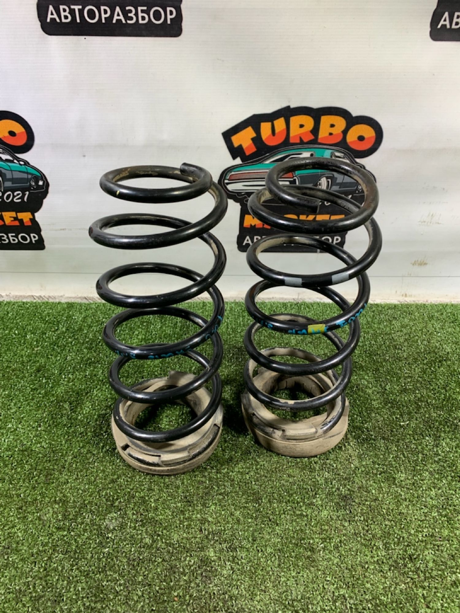 https://ycs.partsauto.market/partsauto-images/thmbs/userImages/7493bedda53ffbba18042670cc6fed05/part/ec21b42e-a70f-4ec2-bdde-a77f3791fbac_1734518494485.jpg