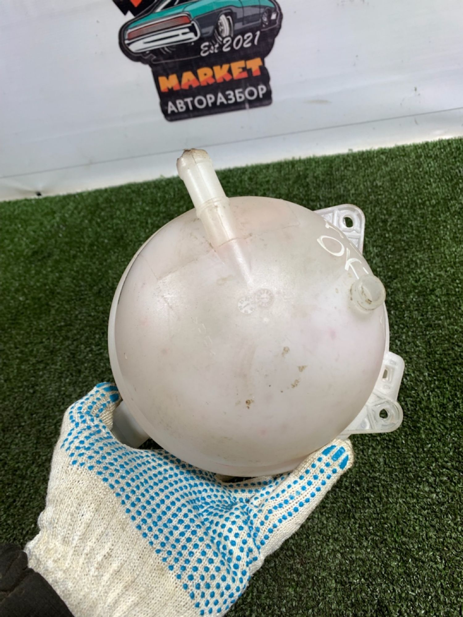 https://ycs.partsauto.market/partsauto-images/thmbs/userImages/7493bedda53ffbba18042670cc6fed05/part/ec9a198f-ee79-4ba9-b228-adb49fd42b29_1738066020335.jpg