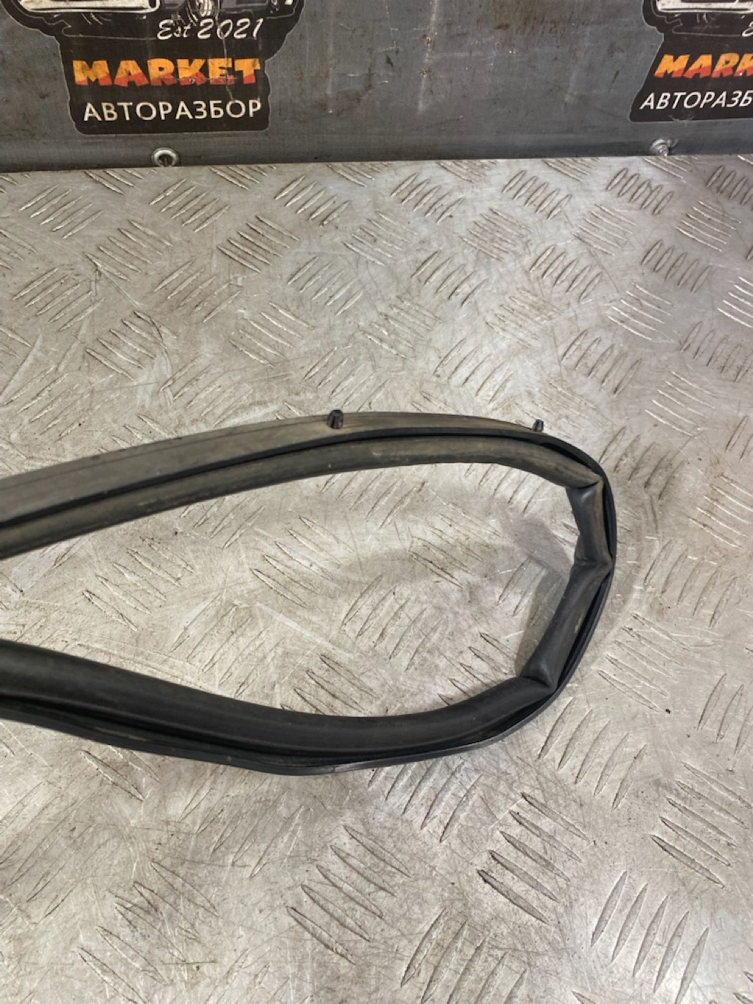 https://ycs.partsauto.market/partsauto-images/thmbs/userImages/7493bedda53ffbba18042670cc6fed05/part/eca636d0-60ec-474e-8aec-a0f88f671790_1721827580419.jpg