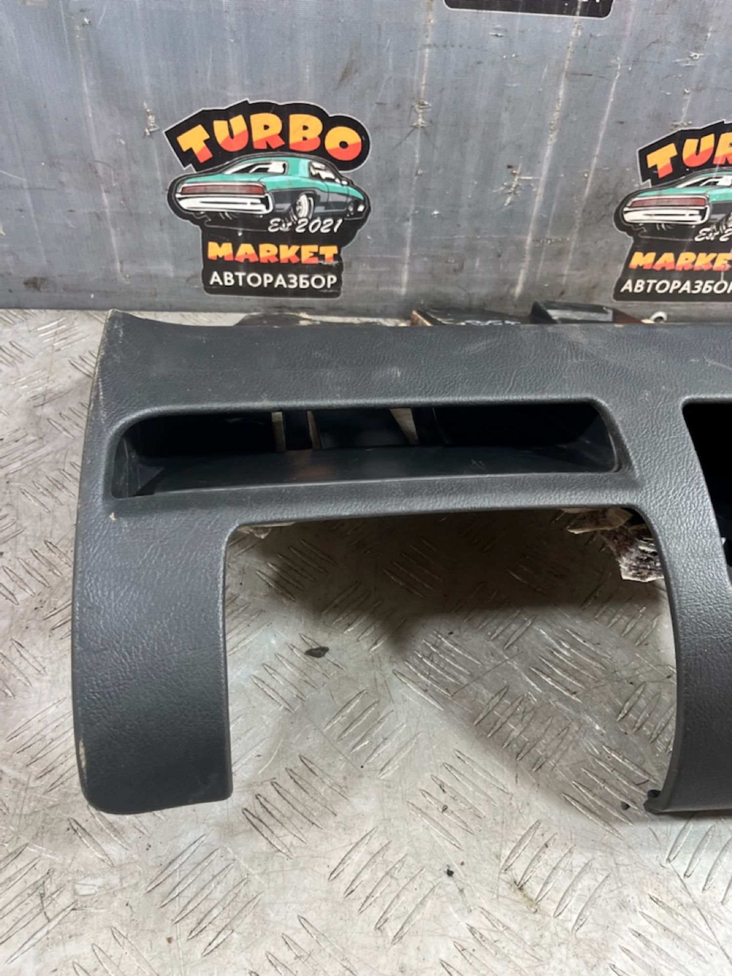 https://ycs.partsauto.market/partsauto-images/thmbs/userImages/7493bedda53ffbba18042670cc6fed05/part/ecf3823d-a147-4341-980a-81d59f8182e9_1721302996534.jpg