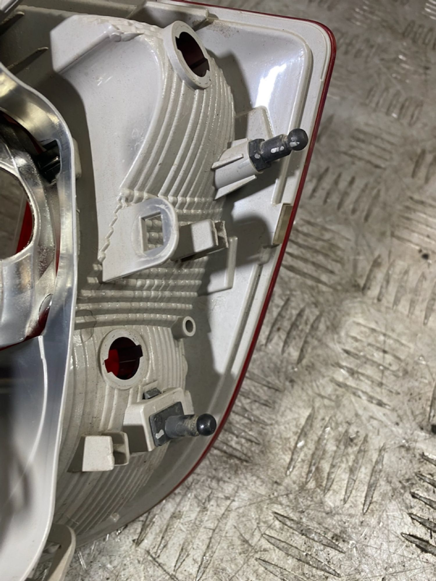 https://ycs.partsauto.market/partsauto-images/thmbs/userImages/7493bedda53ffbba18042670cc6fed05/part/ed9ccf61-371b-4dfc-a274-c3a7e00f82d2_1724838773762.jpg
