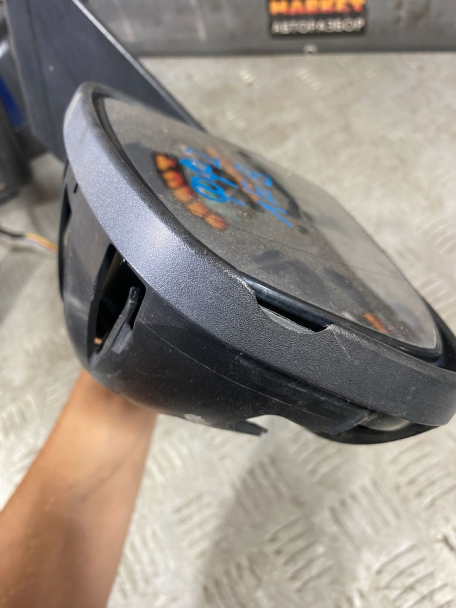 https://ycs.partsauto.market/partsauto-images/thmbs/userImages/7493bedda53ffbba18042670cc6fed05/part/ef1a527c-b080-4ed2-82fb-343b62814535_1721135564815.jpg