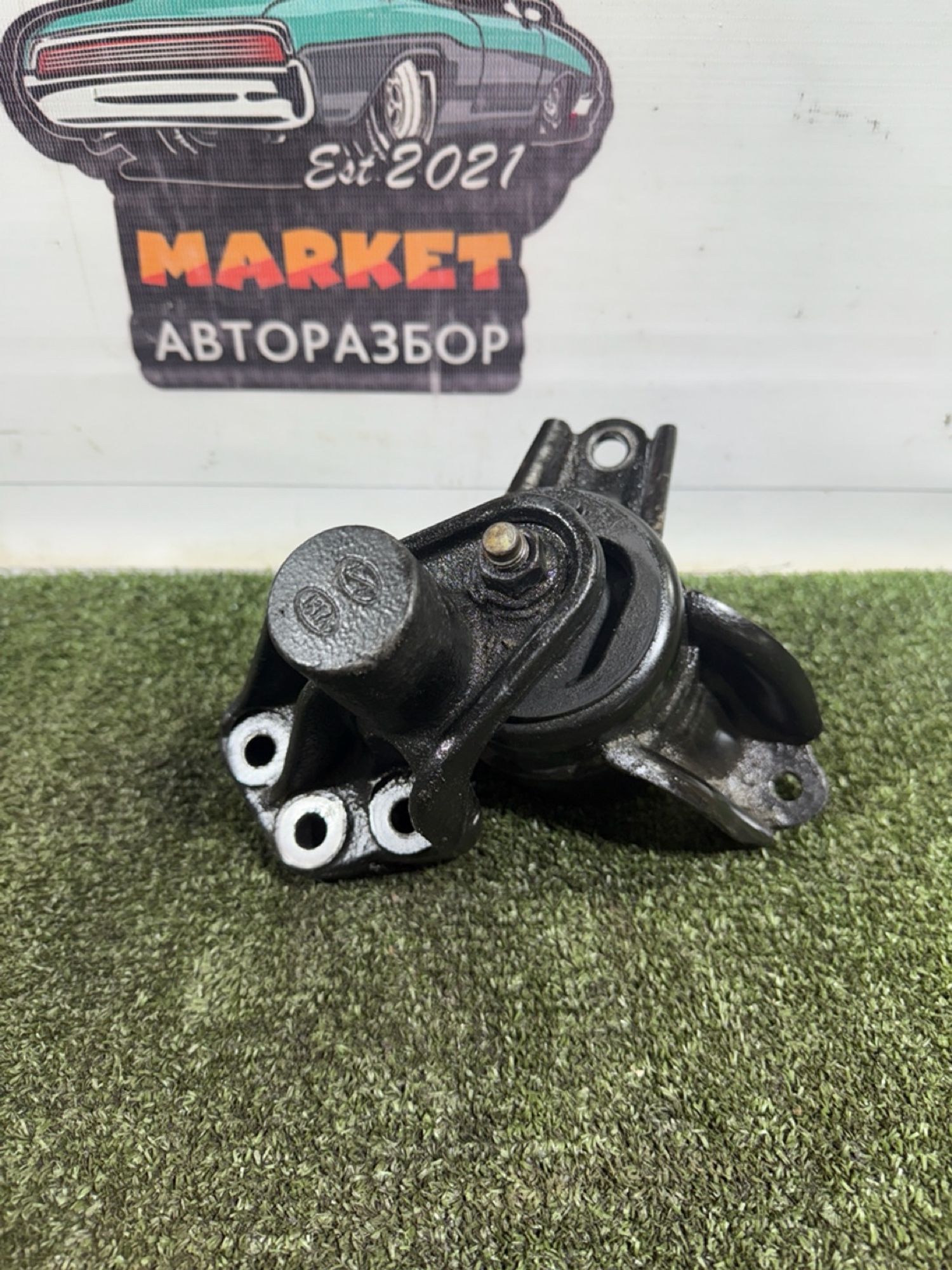 https://ycs.partsauto.market/partsauto-images/thmbs/userImages/7493bedda53ffbba18042670cc6fed05/part/ef797646-4232-4ddf-b995-dbd8b8c6a9a2_1739947090069.jpg