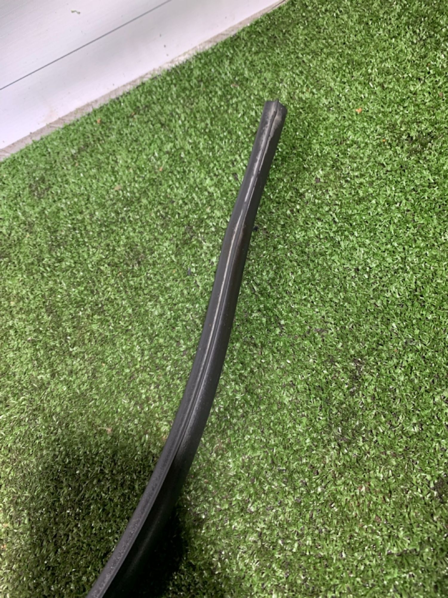 https://ycs.partsauto.market/partsauto-images/thmbs/userImages/7493bedda53ffbba18042670cc6fed05/part/efcd7b3d-eb55-4c8b-bd66-70d80f69948c_1732179343960.jpg