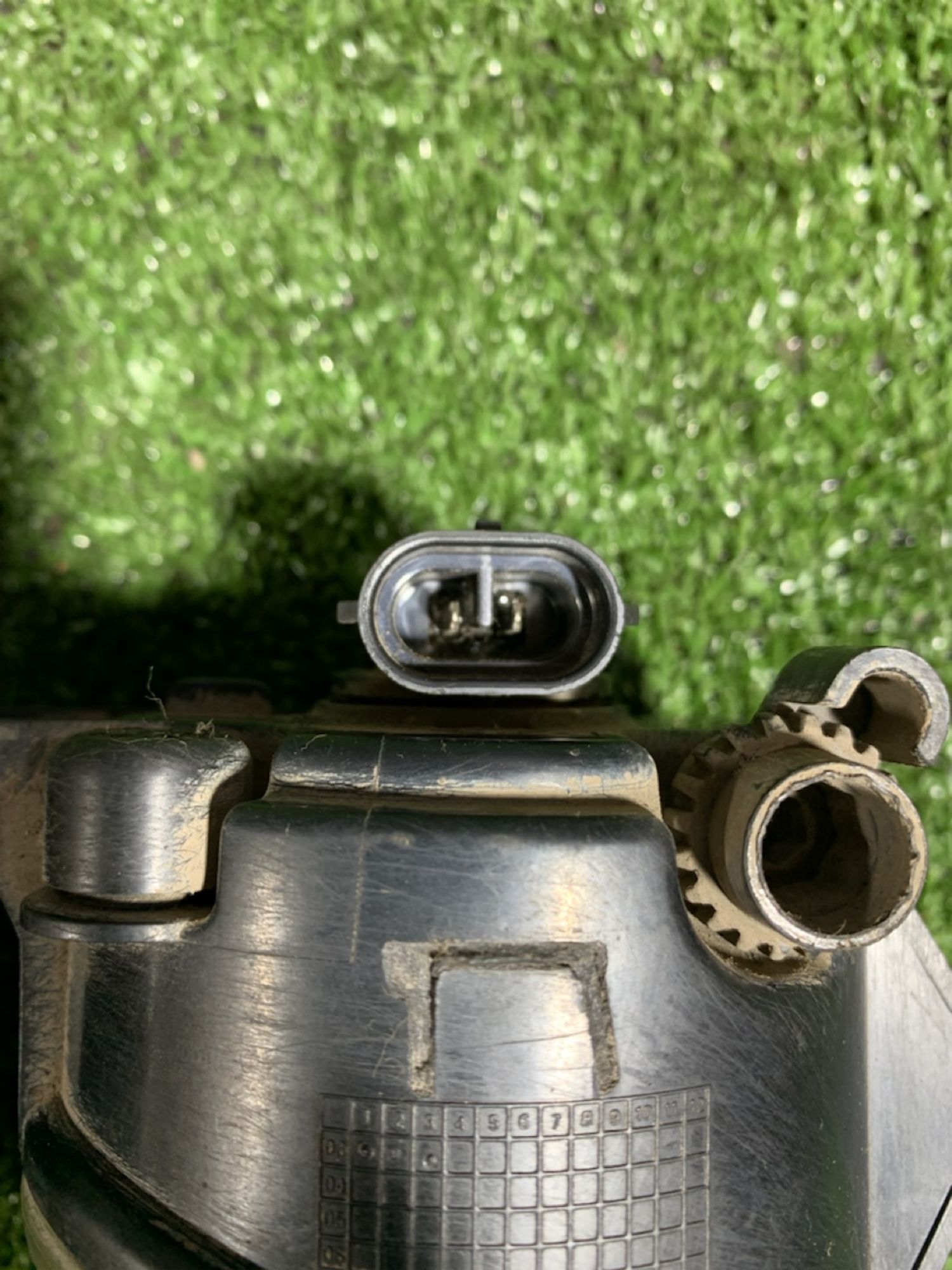 https://ycs.partsauto.market/partsauto-images/thmbs/userImages/7493bedda53ffbba18042670cc6fed05/part/f156e532-9bc2-4e1f-953f-780b1f1b8428_1731055990194.jpg