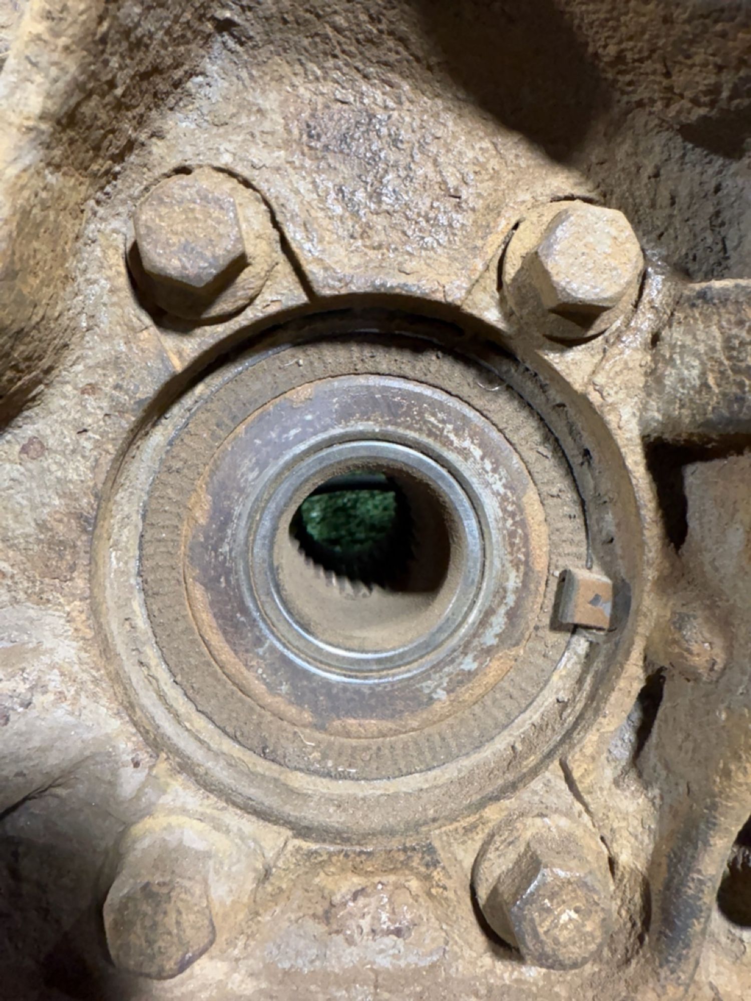 https://ycs.partsauto.market/partsauto-images/thmbs/userImages/7493bedda53ffbba18042670cc6fed05/part/f27e7060-8577-4b24-a170-ec87ca8668c1_1740578912908.jpg