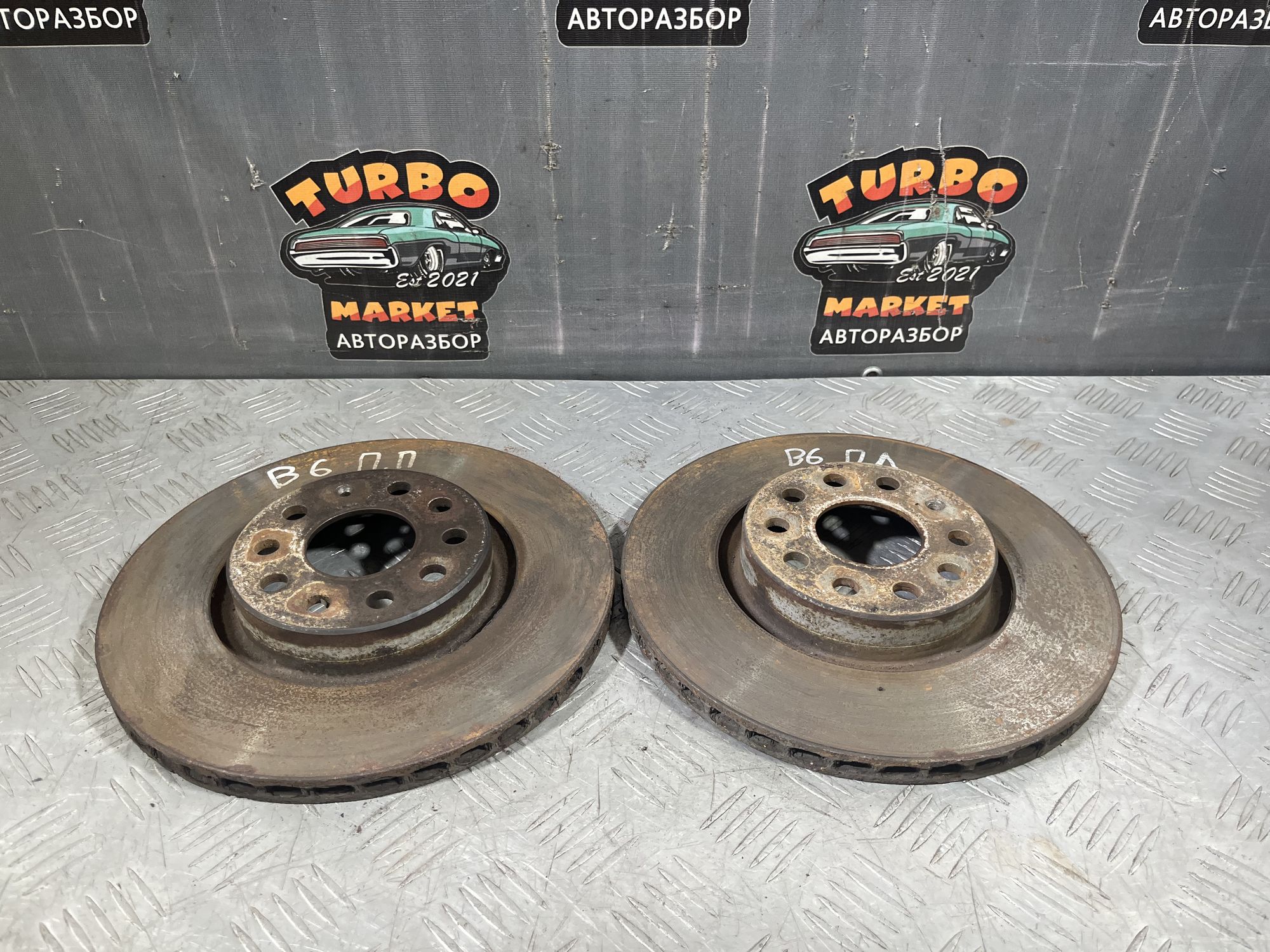 https://ycs.partsauto.market/partsauto-images/thmbs/userImages/7493bedda53ffbba18042670cc6fed05/part/f4a4c61b-fe33-403c-9c1f-46be129f3472_1718181924399.jpg