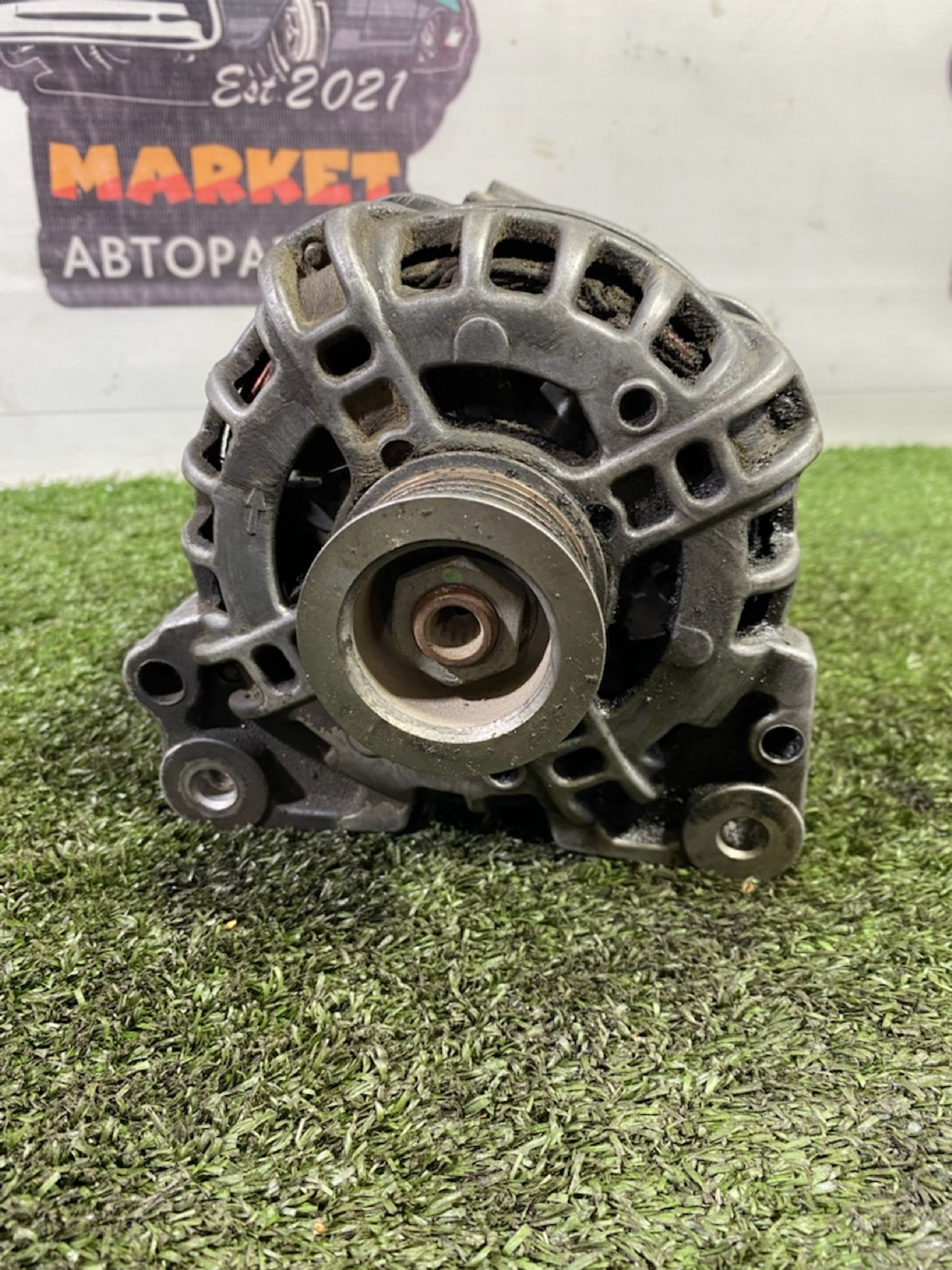 https://ycs.partsauto.market/partsauto-images/thmbs/userImages/7493bedda53ffbba18042670cc6fed05/part/f68fd333-3ee4-4cb8-ba5b-8279cf3ea00c_1744892400412.jpg