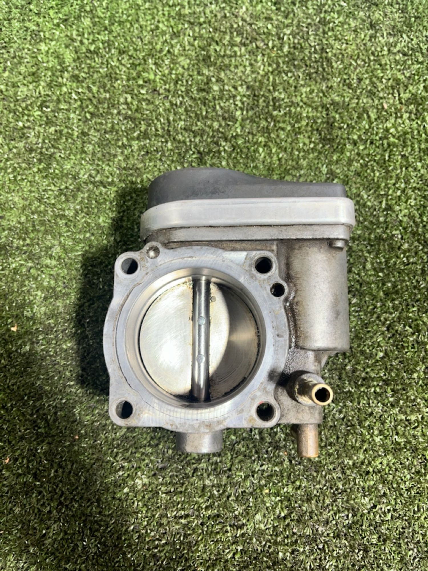 https://ycs.partsauto.market/partsauto-images/thmbs/userImages/7493bedda53ffbba18042670cc6fed05/part/f777343f-24d0-4d07-9268-8d04267a7edb_1731667484379.jpg