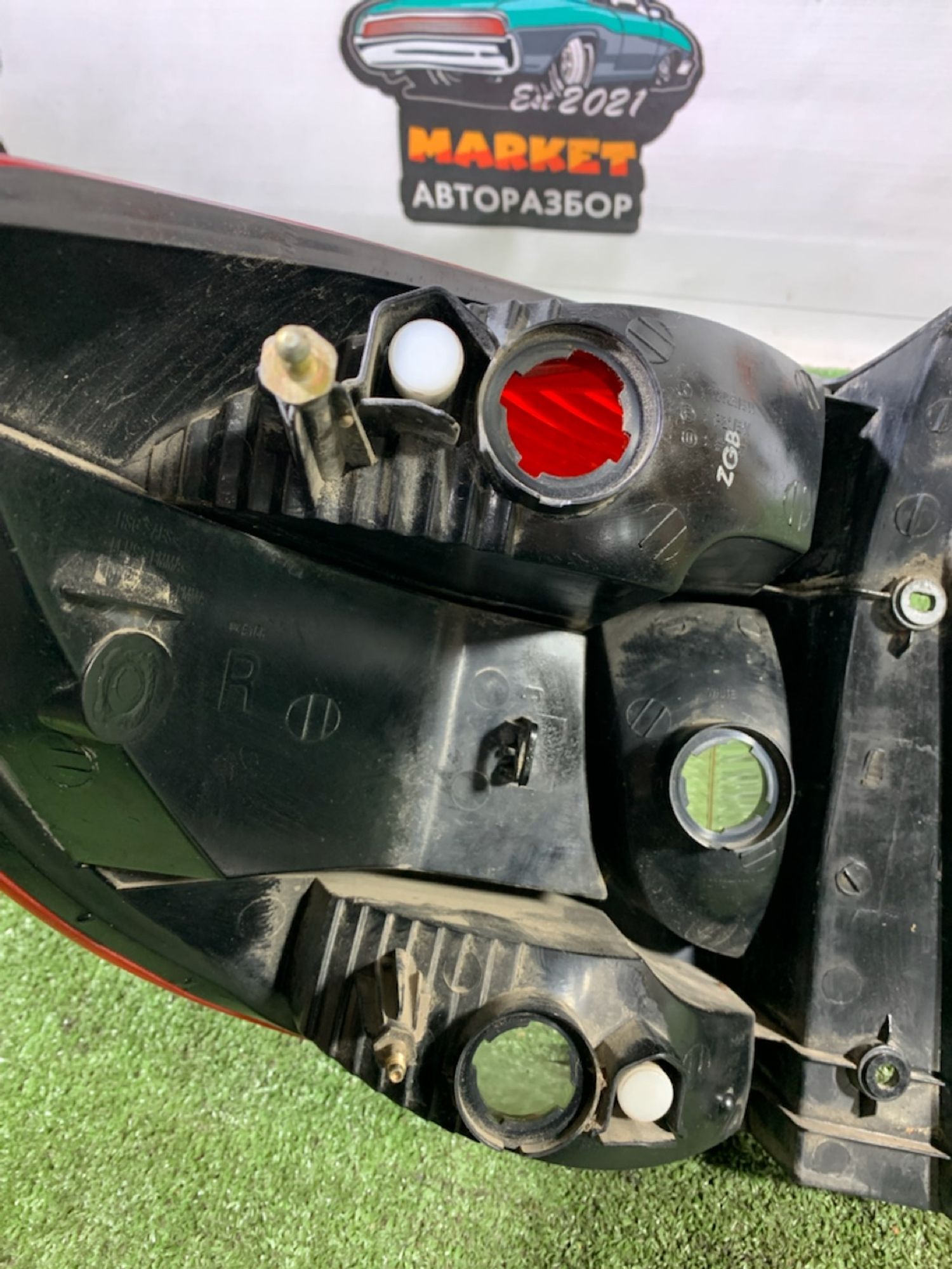 https://ycs.partsauto.market/partsauto-images/thmbs/userImages/7493bedda53ffbba18042670cc6fed05/part/f9477488-fd3d-4612-8ed1-4cb2e94a4269_1734431309703.jpg