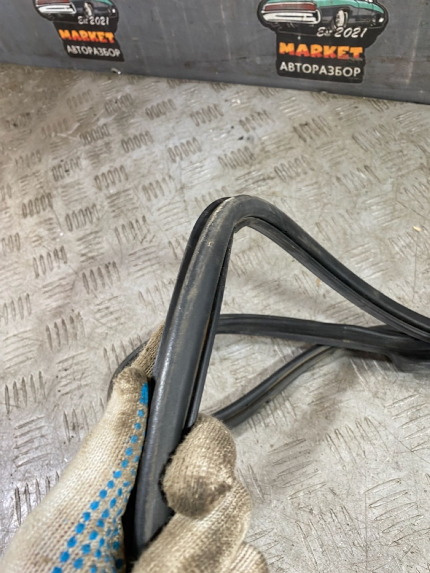 https://ycs.partsauto.market/partsauto-images/thmbs/userImages/7493bedda53ffbba18042670cc6fed05/part/fa35400b-fe86-42fb-9bff-69e283d59a57_1725964864148.jpg