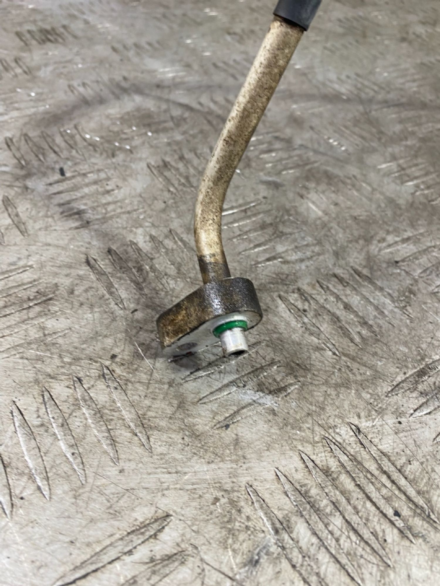 https://ycs.partsauto.market/partsauto-images/thmbs/userImages/7493bedda53ffbba18042670cc6fed05/part/fa90d946-afa4-4c05-996f-5fc6fd954d5f_1725019041533.jpg
