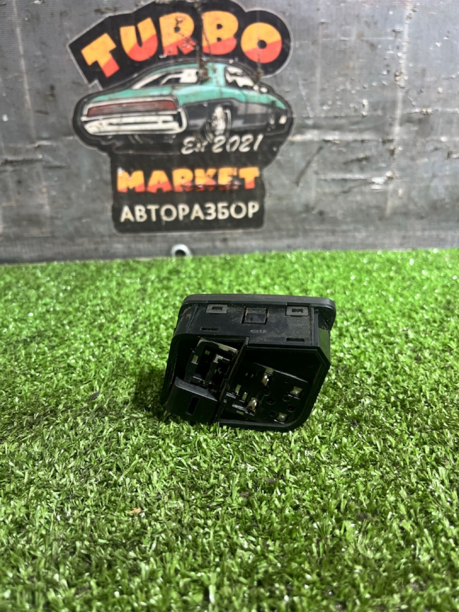 https://ycs.partsauto.market/partsauto-images/thmbs/userImages/7493bedda53ffbba18042670cc6fed05/part/fa94c75f-b7bc-41b3-a0f4-f9c1f7e456ff_1731501720098.jpg