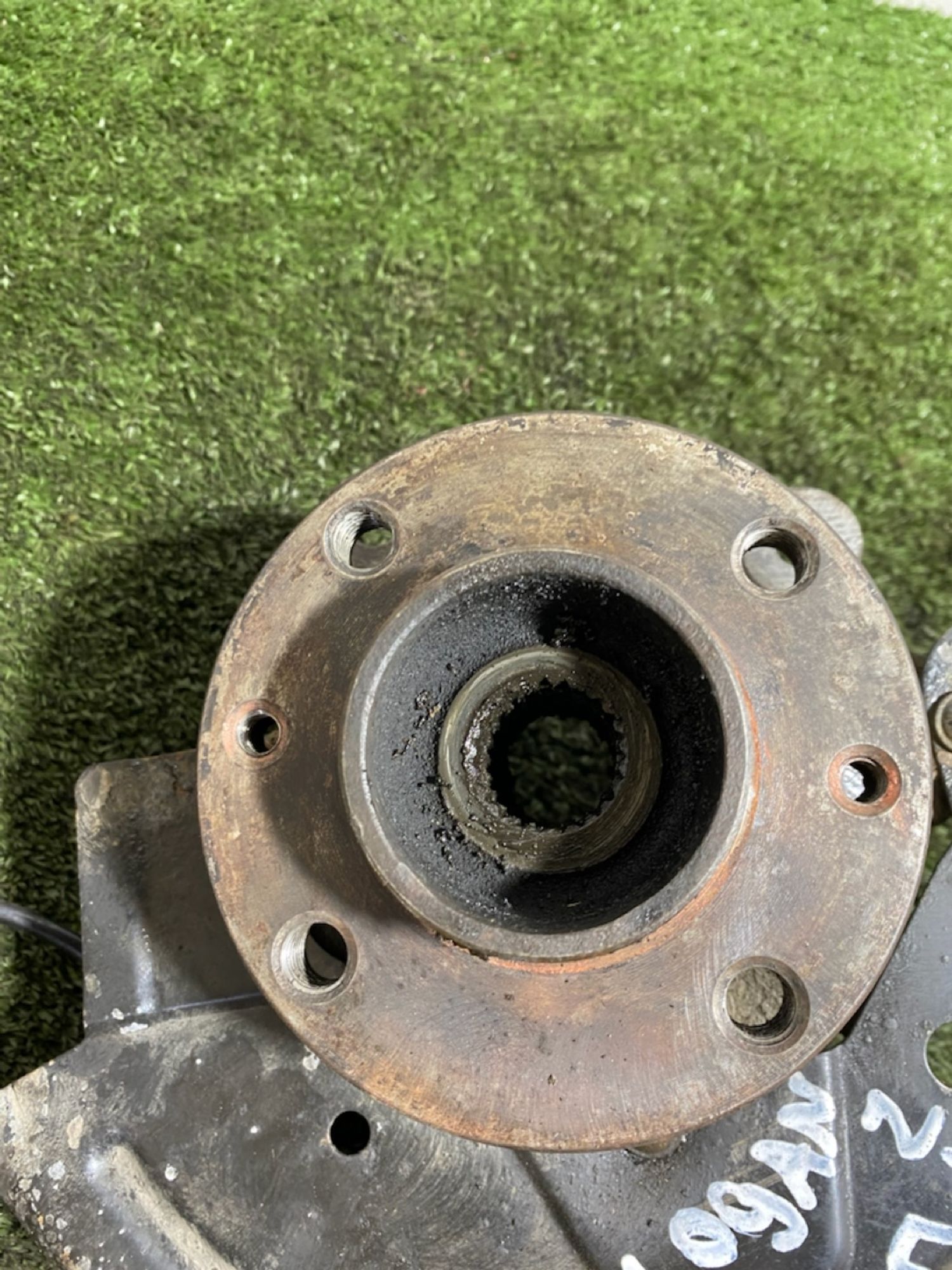https://ycs.partsauto.market/partsauto-images/thmbs/userImages/7493bedda53ffbba18042670cc6fed05/part/faafcbf9-6505-4b64-849d-2321774bc2cb_1746452976301.jpg