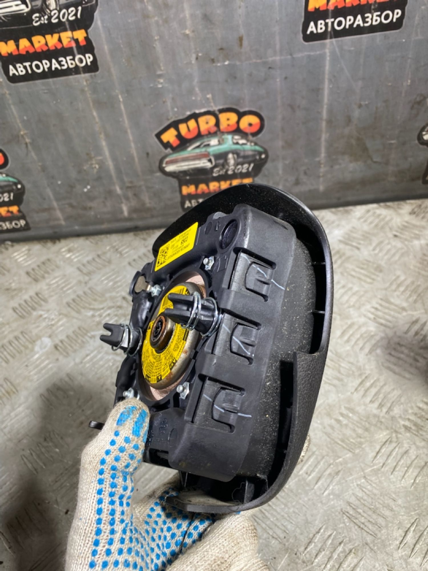 https://ycs.partsauto.market/partsauto-images/thmbs/userImages/7493bedda53ffbba18042670cc6fed05/part/fb3394e0-6df0-4fdf-a0a6-4ae12a508dfa_1728307430241.jpg