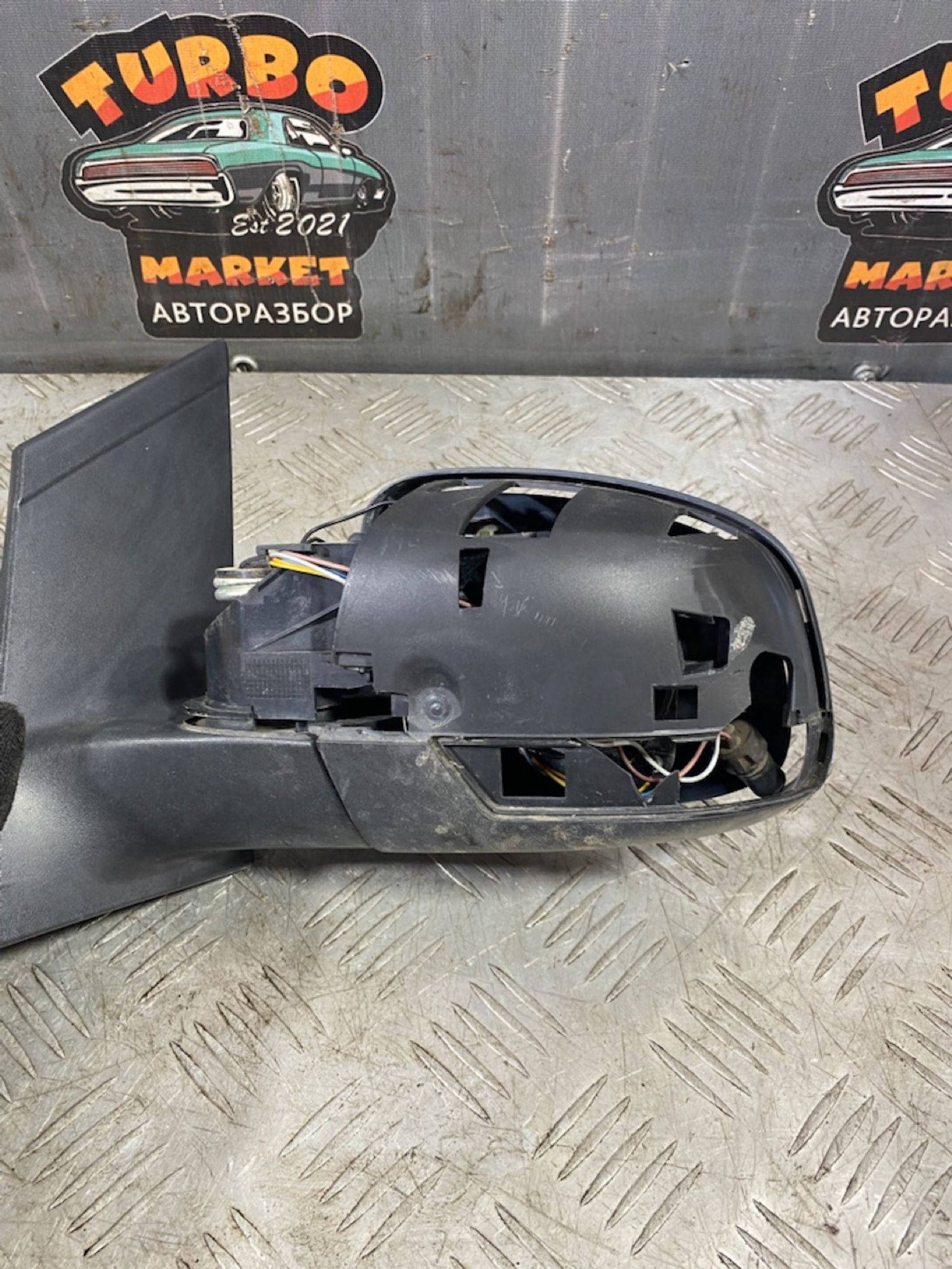 https://ycs.partsauto.market/partsauto-images/thmbs/userImages/7493bedda53ffbba18042670cc6fed05/part/fc020473-40f2-41c5-a476-9b96e79a4cff_1721135558863.jpg