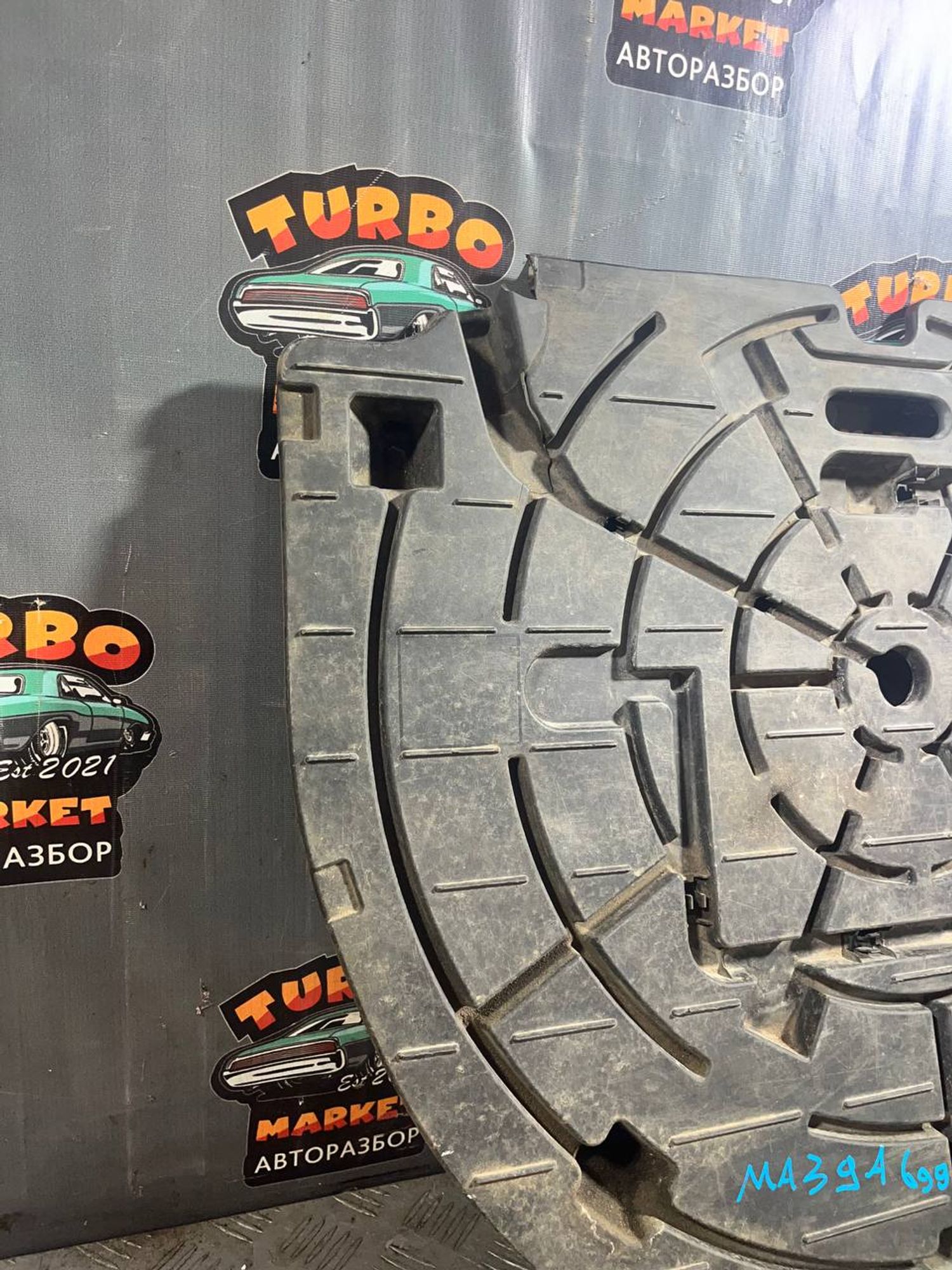 https://ycs.partsauto.market/partsauto-images/thmbs/userImages/7493bedda53ffbba18042670cc6fed05/part/fc352f8e-f4f5-4215-8115-6c576c193ef8_1720017916855.jpg
