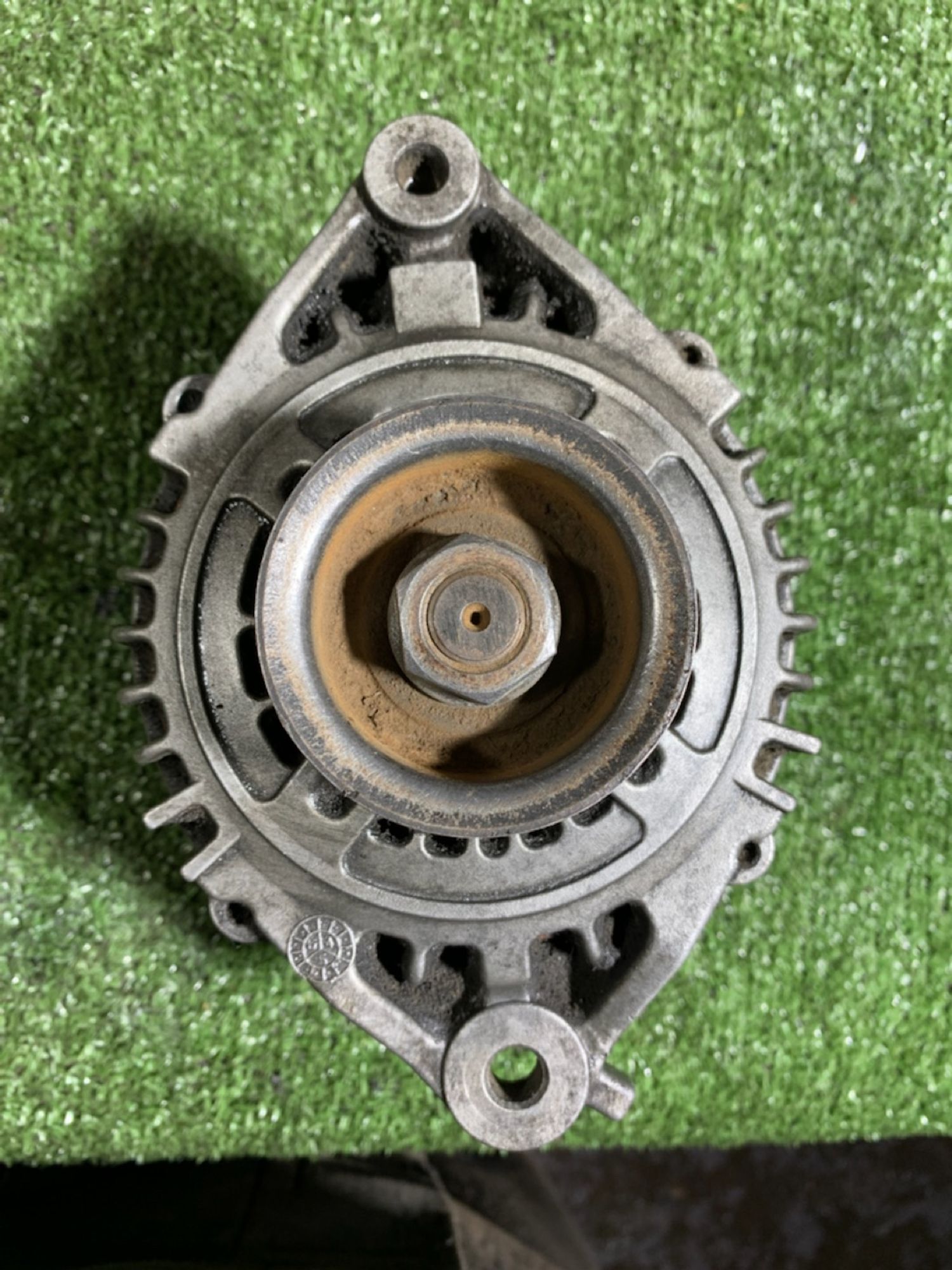 https://ycs.partsauto.market/partsauto-images/thmbs/userImages/7493bedda53ffbba18042670cc6fed05/part/fc786749-4ff6-40fa-a207-babce3b5fa81_1731051028699.jpg
