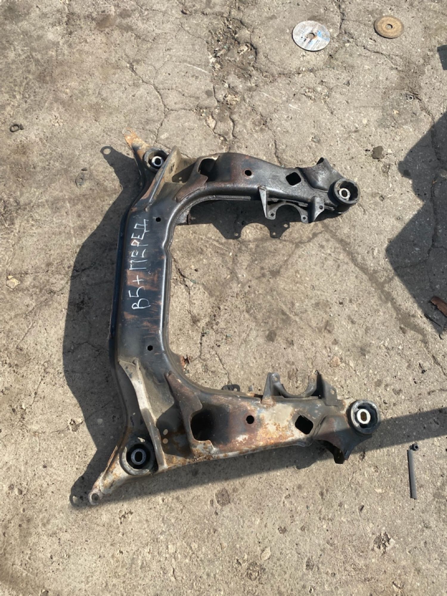 https://ycs.partsauto.market/partsauto-images/thmbs/userImages/7493bedda53ffbba18042670cc6fed05/part/fe3d0a72-3174-440d-92ab-5bad7aa3bf35_1721469968858.jpg