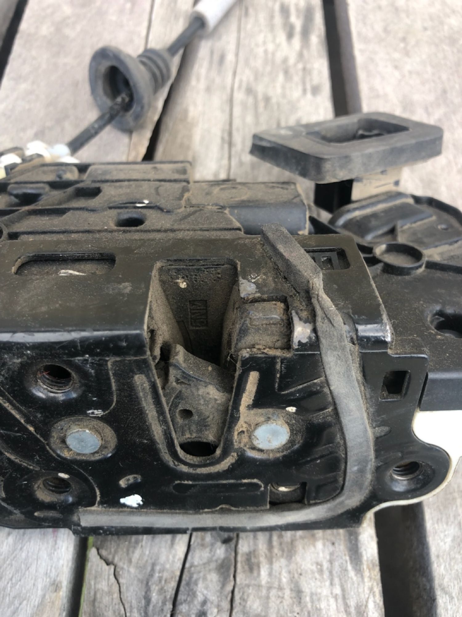 Замок передней правой двери Volkswagen Polo sedan, 2000 рублей, Челябинск