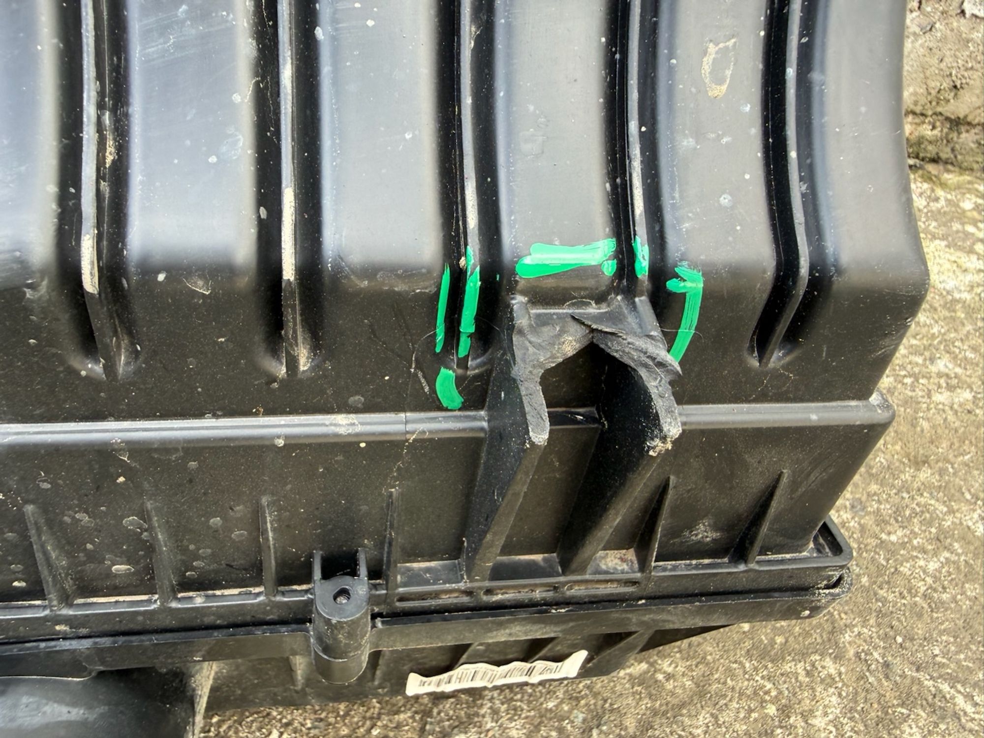 https://ycs.partsauto.market/partsauto-images/thmbs/userImages/74b999aff9da8d5a09f9ff26dc196135/part/0be00f61-30dc-424b-9485-b104ab5388ef_1786709502192.jpg