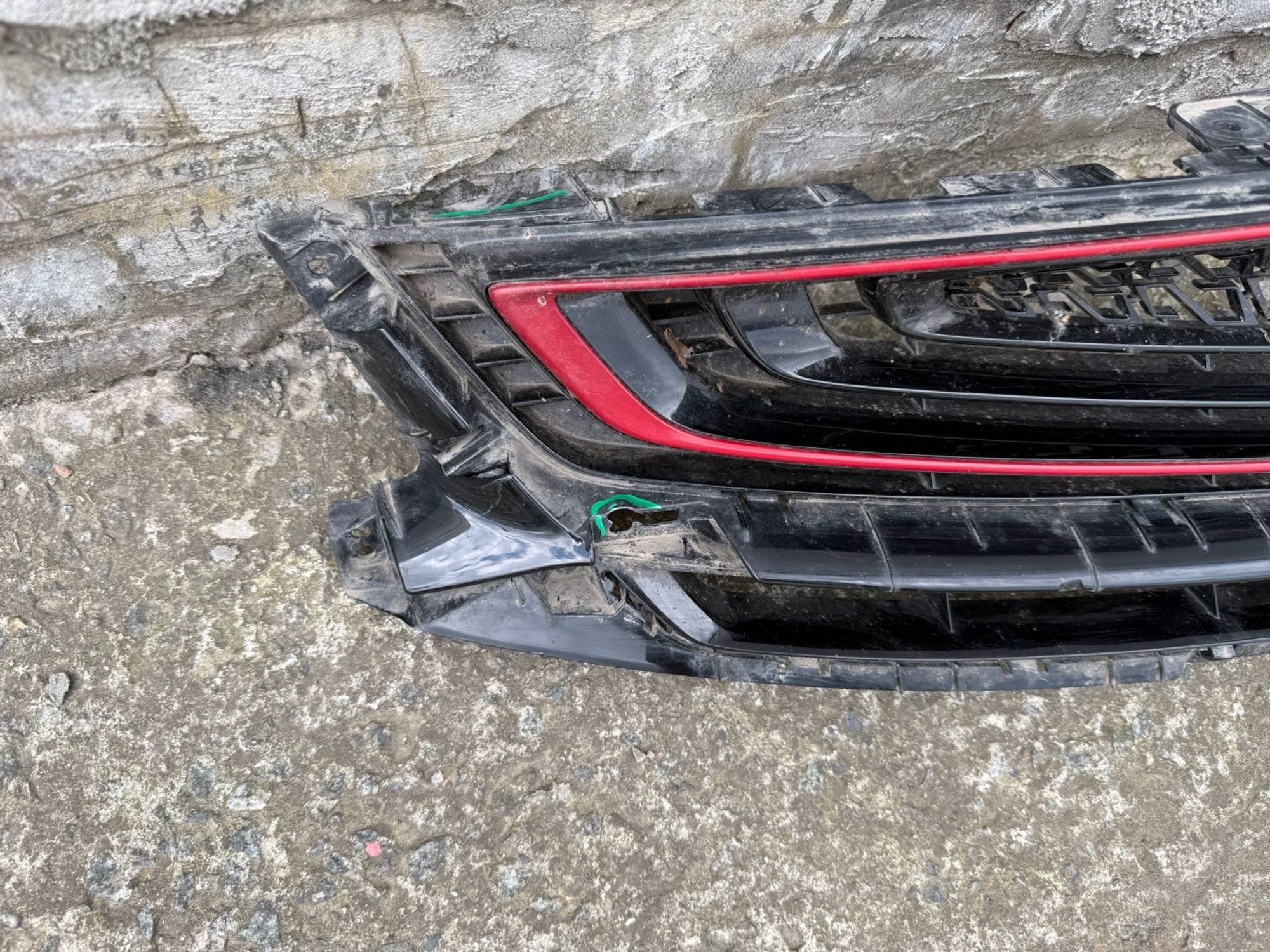https://ycs.partsauto.market/partsauto-images/thmbs/userImages/74b999aff9da8d5a09f9ff26dc196135/part/1588043f-5f94-4df9-b8e6-a4b14980273c_1786304812771.jpg