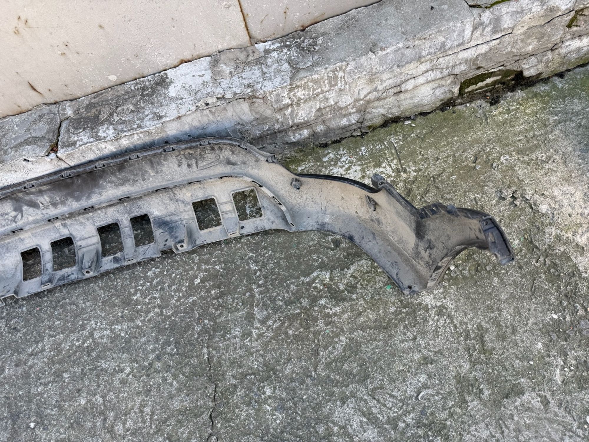 https://ycs.partsauto.market/partsauto-images/thmbs/userImages/74b999aff9da8d5a09f9ff26dc196135/part/1b2ec4da-29f1-4612-bb17-8ef237968825_1786472851581.jpg