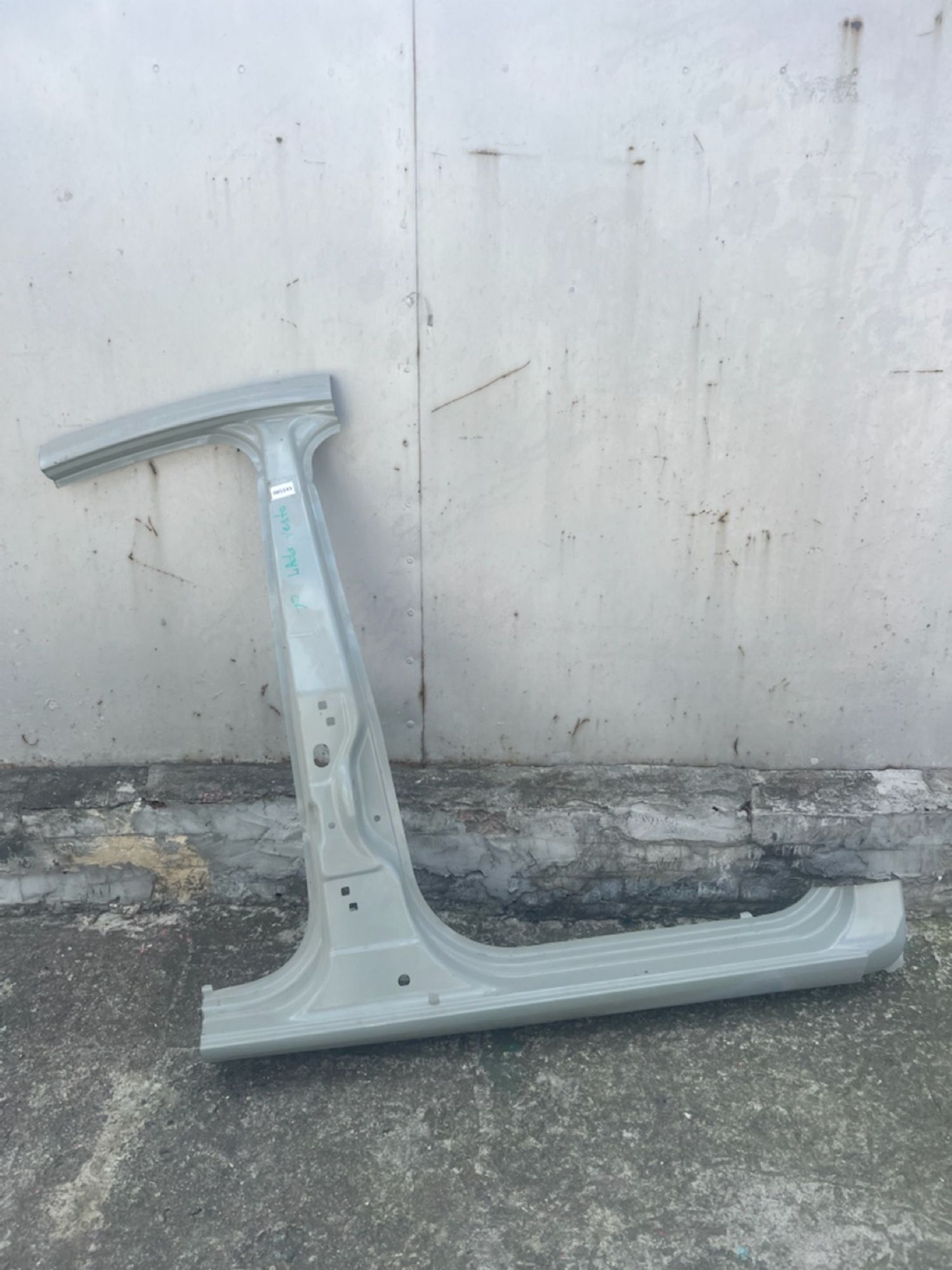 https://ycs.partsauto.market/partsauto-images/thmbs/userImages/74b999aff9da8d5a09f9ff26dc196135/part/1c5e18c1-66f8-4ff2-9933-d7c357cf21a4_1785916975328.jpg
