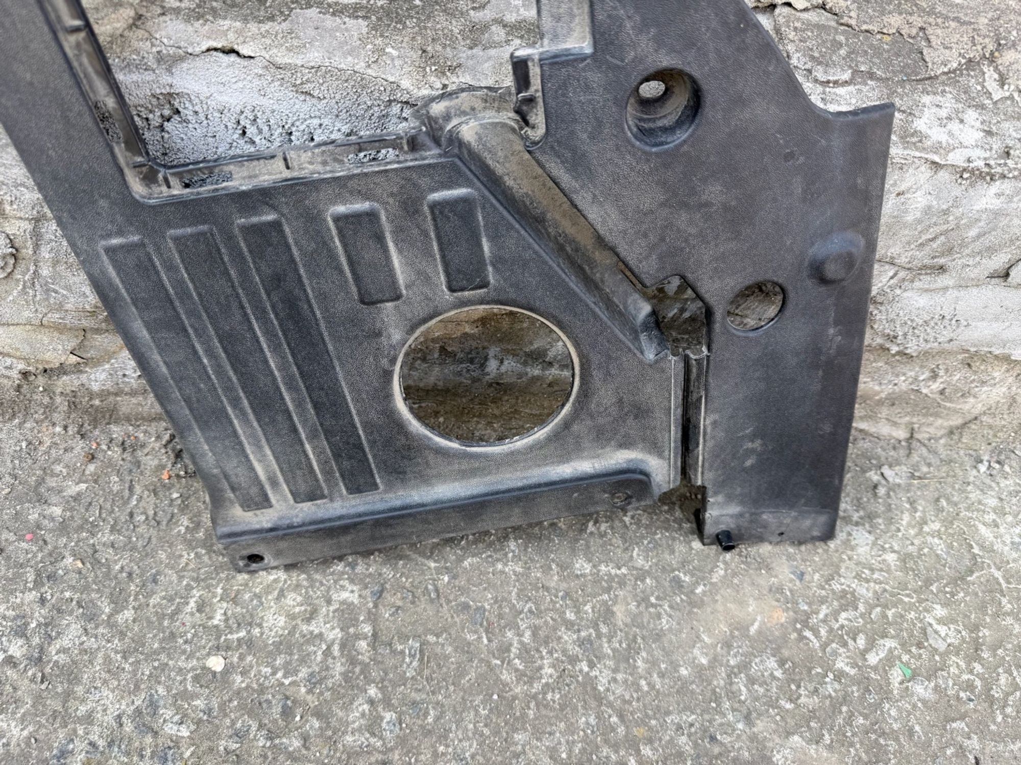 https://ycs.partsauto.market/partsauto-images/thmbs/userImages/74b999aff9da8d5a09f9ff26dc196135/part/1f06443d-a69b-4c8a-ad44-47fd019b4a59_1784920022808.jpg