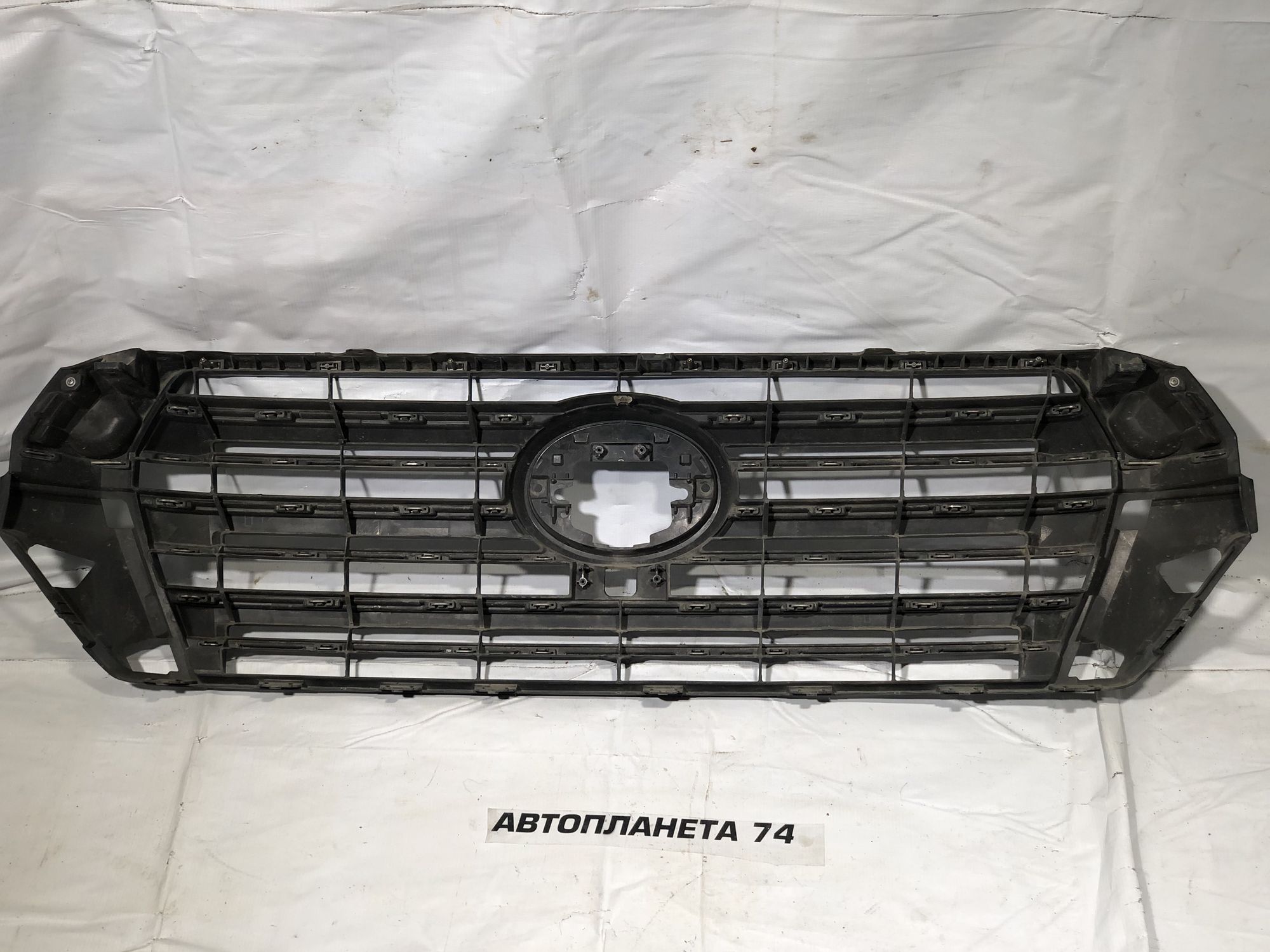 Решетка радиатора Toyota Land Cruiser 200 2015, 17000 рублей, Челябинск