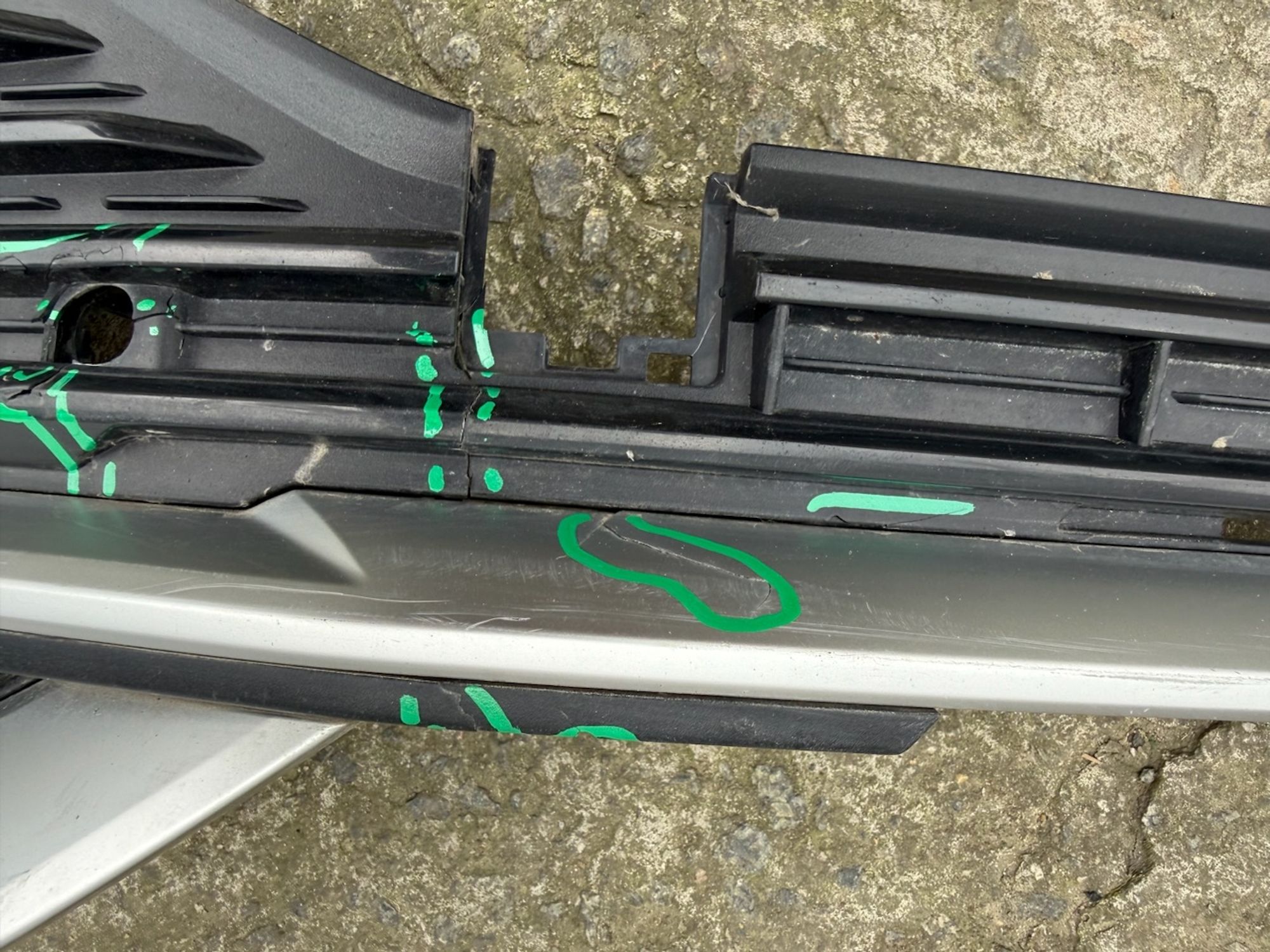 https://ycs.partsauto.market/partsauto-images/thmbs/userImages/74b999aff9da8d5a09f9ff26dc196135/part/2386c3b7-37b7-423c-ad43-da849be4f9ba_1786908606481.jpg
