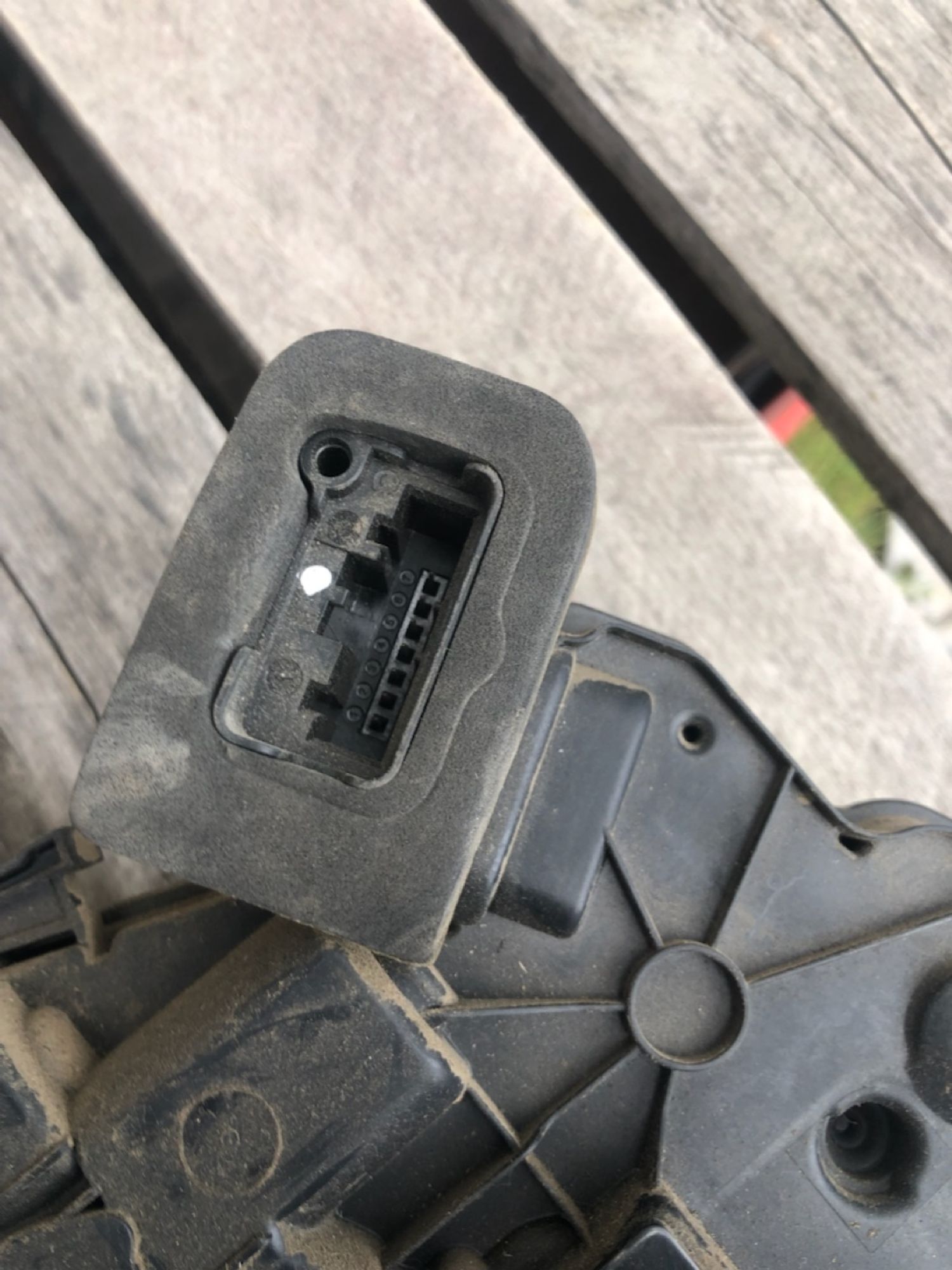 Замок передней правой двери Volkswagen Polo sedan, 2000 рублей, Челябинск