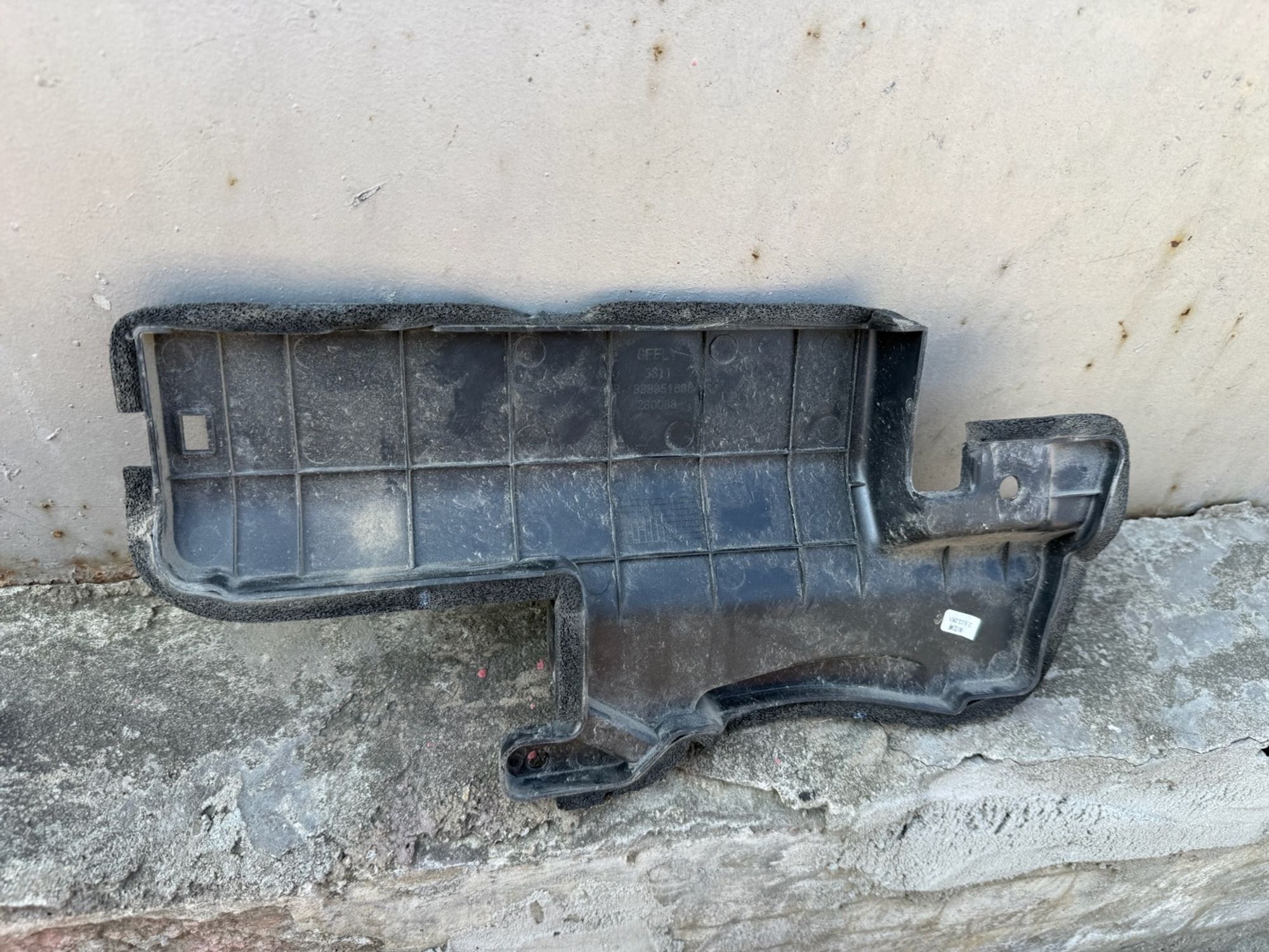 https://ycs.partsauto.market/partsauto-images/thmbs/userImages/74b999aff9da8d5a09f9ff26dc196135/part/2f3c2f19-e49d-4ed9-b563-9c75ad626b41_1784920883233.jpg