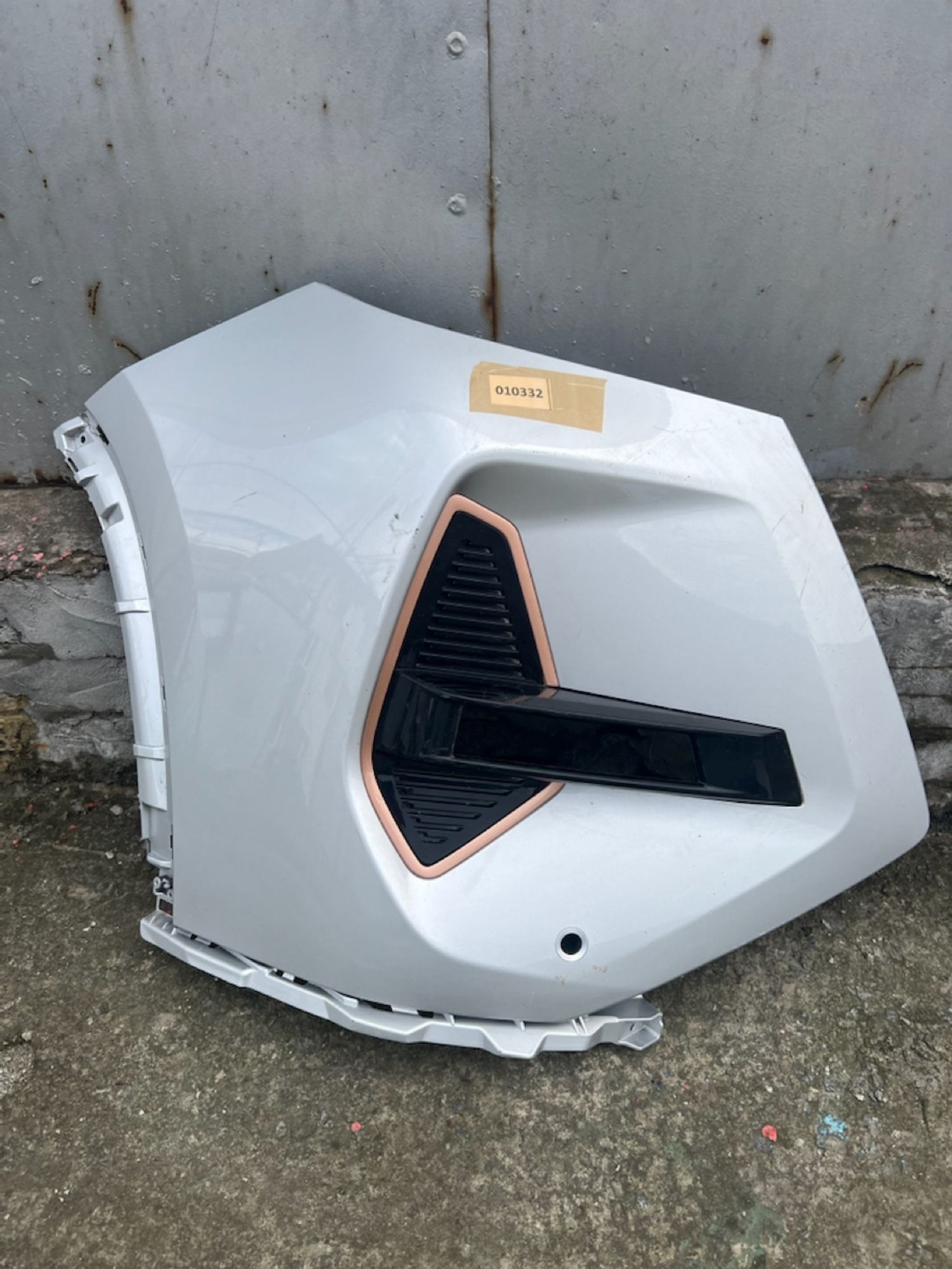 https://ycs.partsauto.market/partsauto-images/thmbs/userImages/74b999aff9da8d5a09f9ff26dc196135/part/320b4230-4371-41a3-a733-b4a82a6dd567_1781030121317.jpg