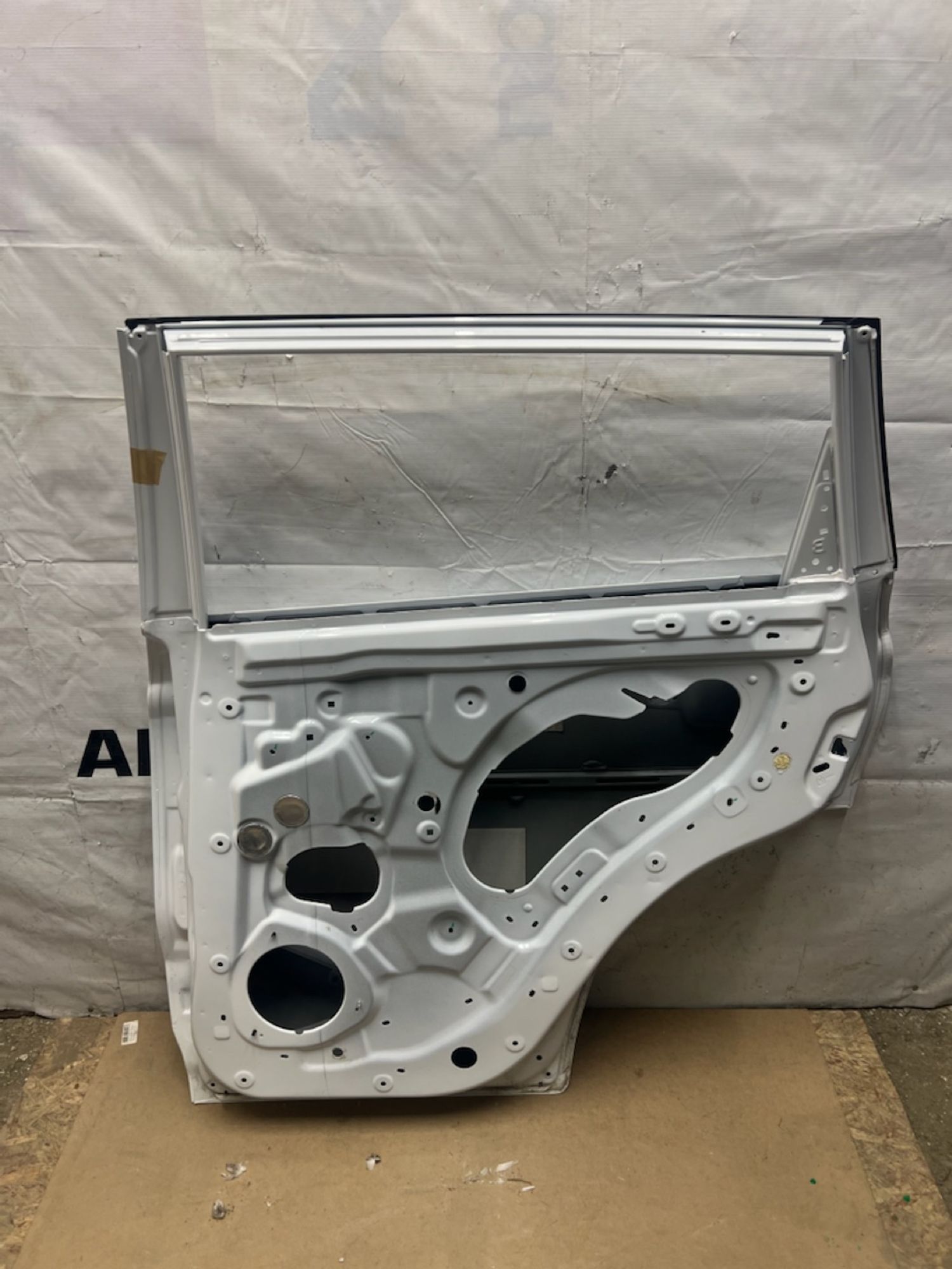 https://ycs.partsauto.market/partsauto-images/thmbs/userImages/74b999aff9da8d5a09f9ff26dc196135/part/369da551-4827-4af9-bf76-a2945a4f1b8c_1769446693195.jpg