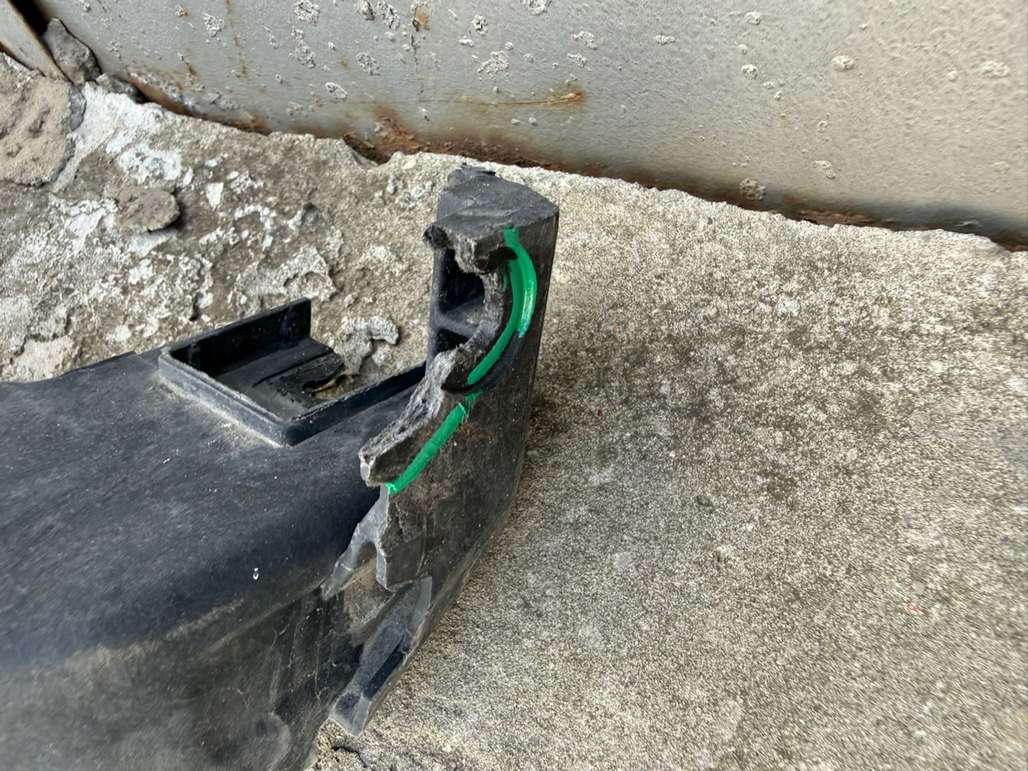 https://ycs.partsauto.market/partsauto-images/thmbs/userImages/74b999aff9da8d5a09f9ff26dc196135/part/3a17532b-8b61-4c32-978a-6c039cd1683f_1787227879661.jpg