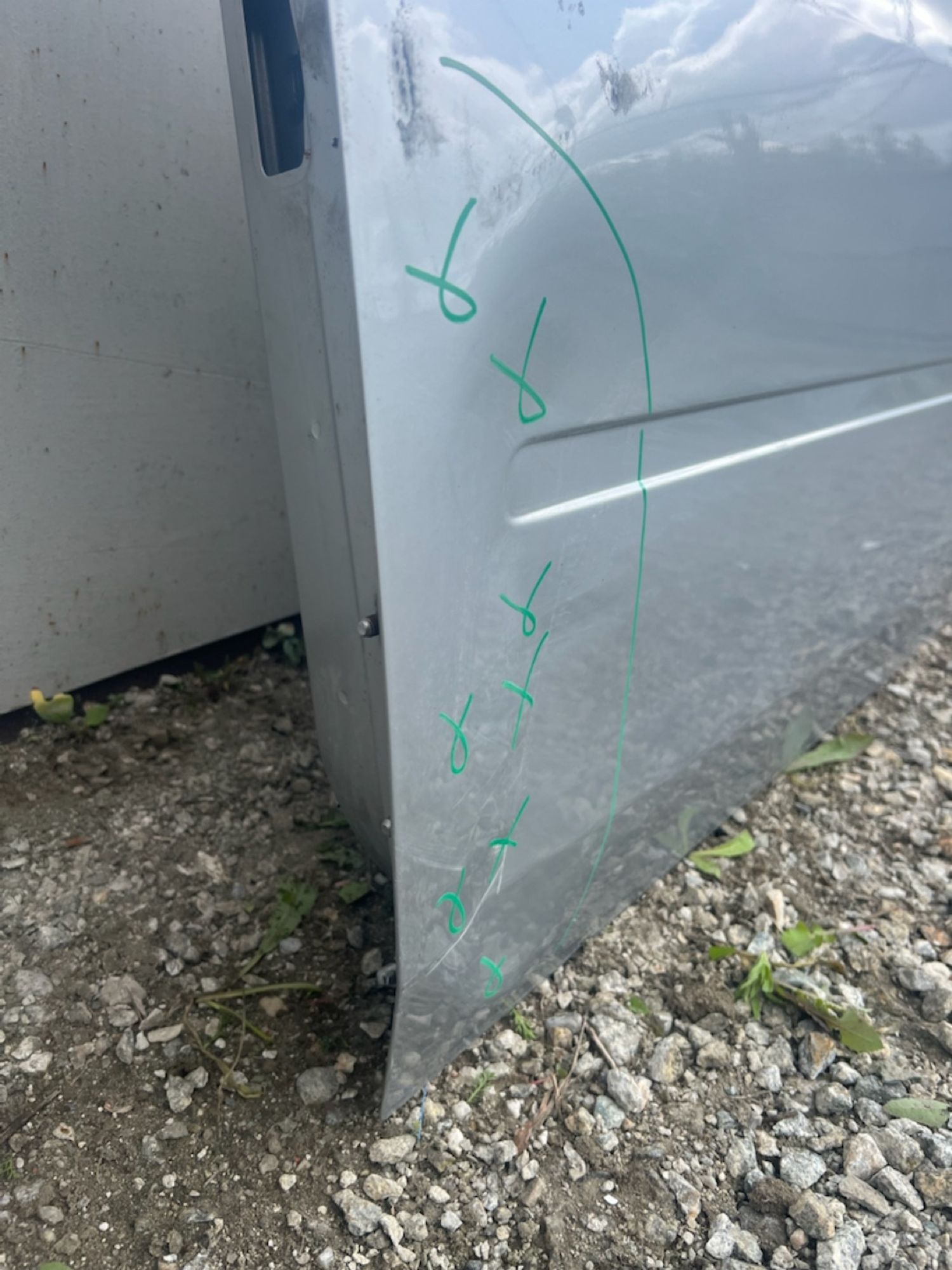 https://ycs.partsauto.market/partsauto-images/thmbs/userImages/74b999aff9da8d5a09f9ff26dc196135/part/3a3e7b45-ccd2-41d8-b6c4-ca2bd94007ce_1781545372923.jpg