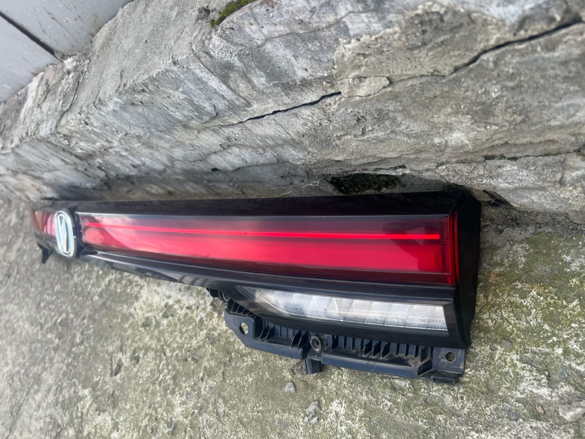 https://ycs.partsauto.market/partsauto-images/thmbs/userImages/74b999aff9da8d5a09f9ff26dc196135/part/3aed8752-bc83-41ad-a2ea-6cd908920500_1785431868123.jpg