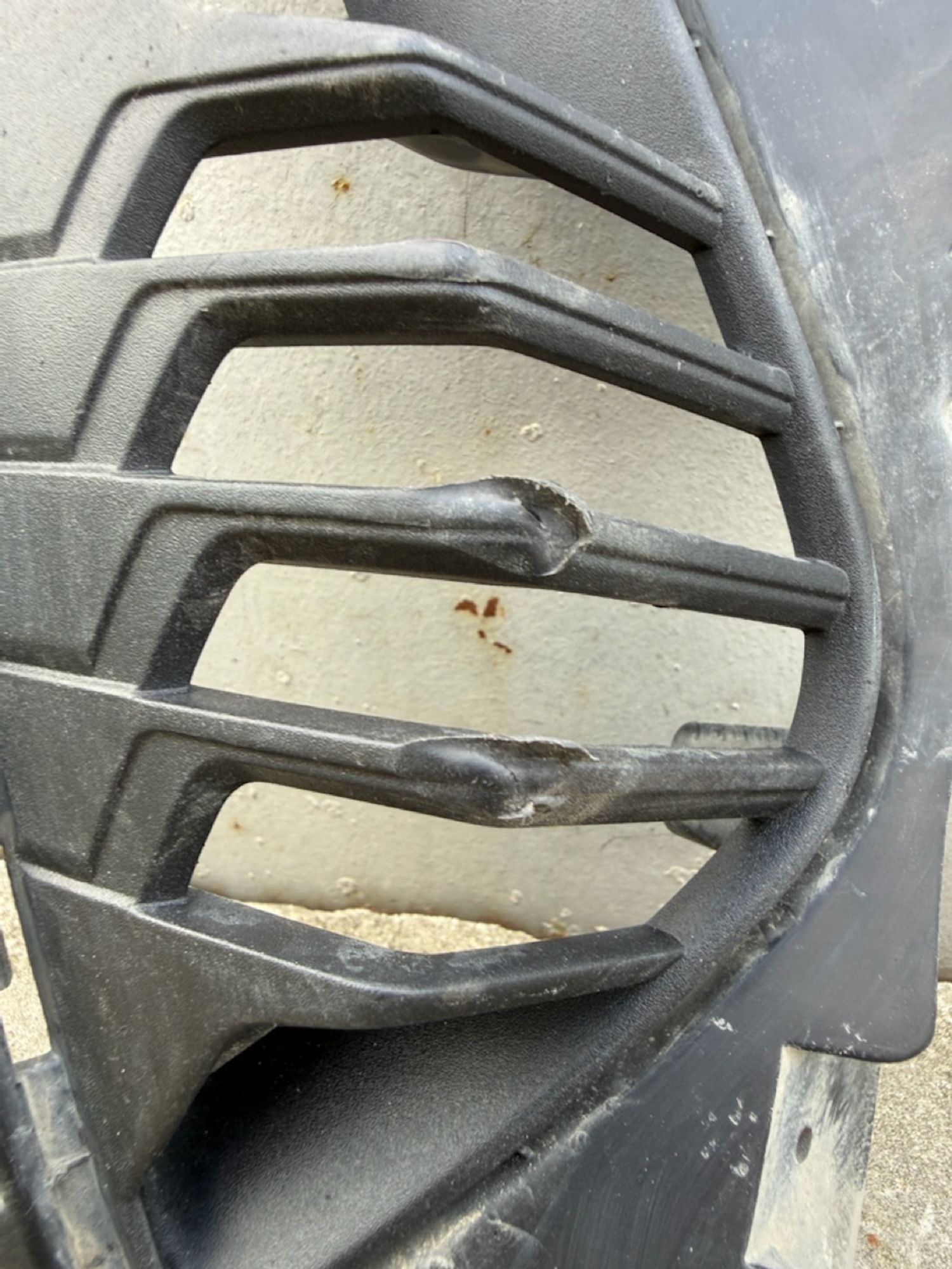 https://ycs.partsauto.market/partsauto-images/thmbs/userImages/74b999aff9da8d5a09f9ff26dc196135/part/3f68505f-cc6d-41ba-9aa7-1f901822c256_1786890384018.jpg