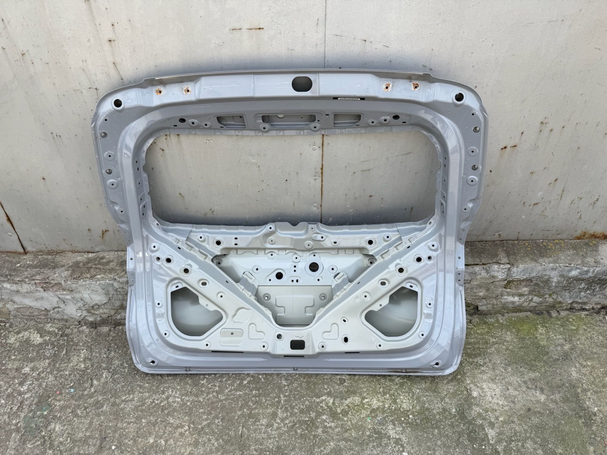 https://ycs.partsauto.market/partsauto-images/thmbs/userImages/74b999aff9da8d5a09f9ff26dc196135/part/460f4ec2-7815-4e74-83c2-d8752e2bfe80_1786949302735.jpg