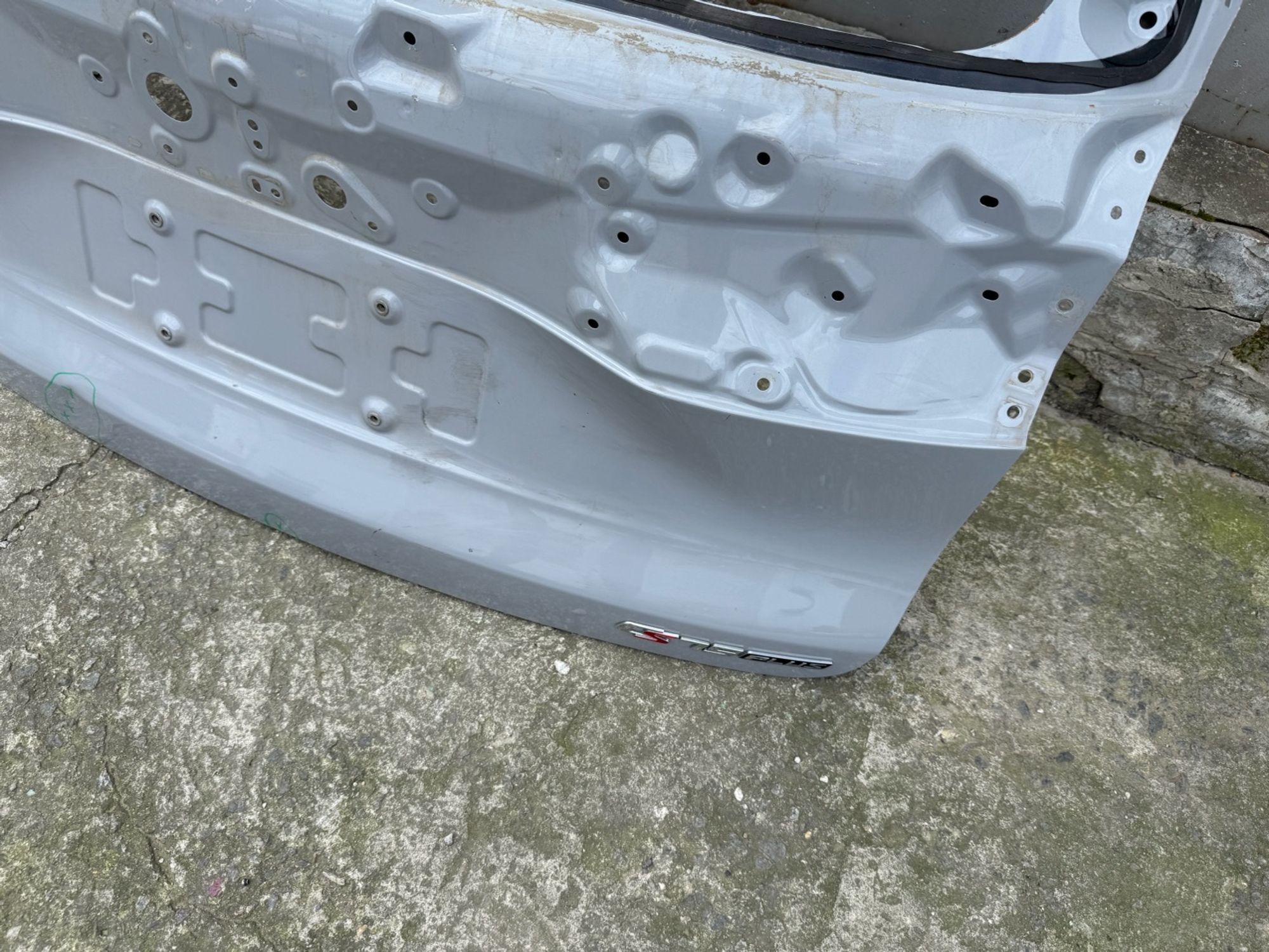 https://ycs.partsauto.market/partsauto-images/thmbs/userImages/74b999aff9da8d5a09f9ff26dc196135/part/4e13d8d0-d61c-4922-a324-0062e9ba519d_1786948669638.jpg
