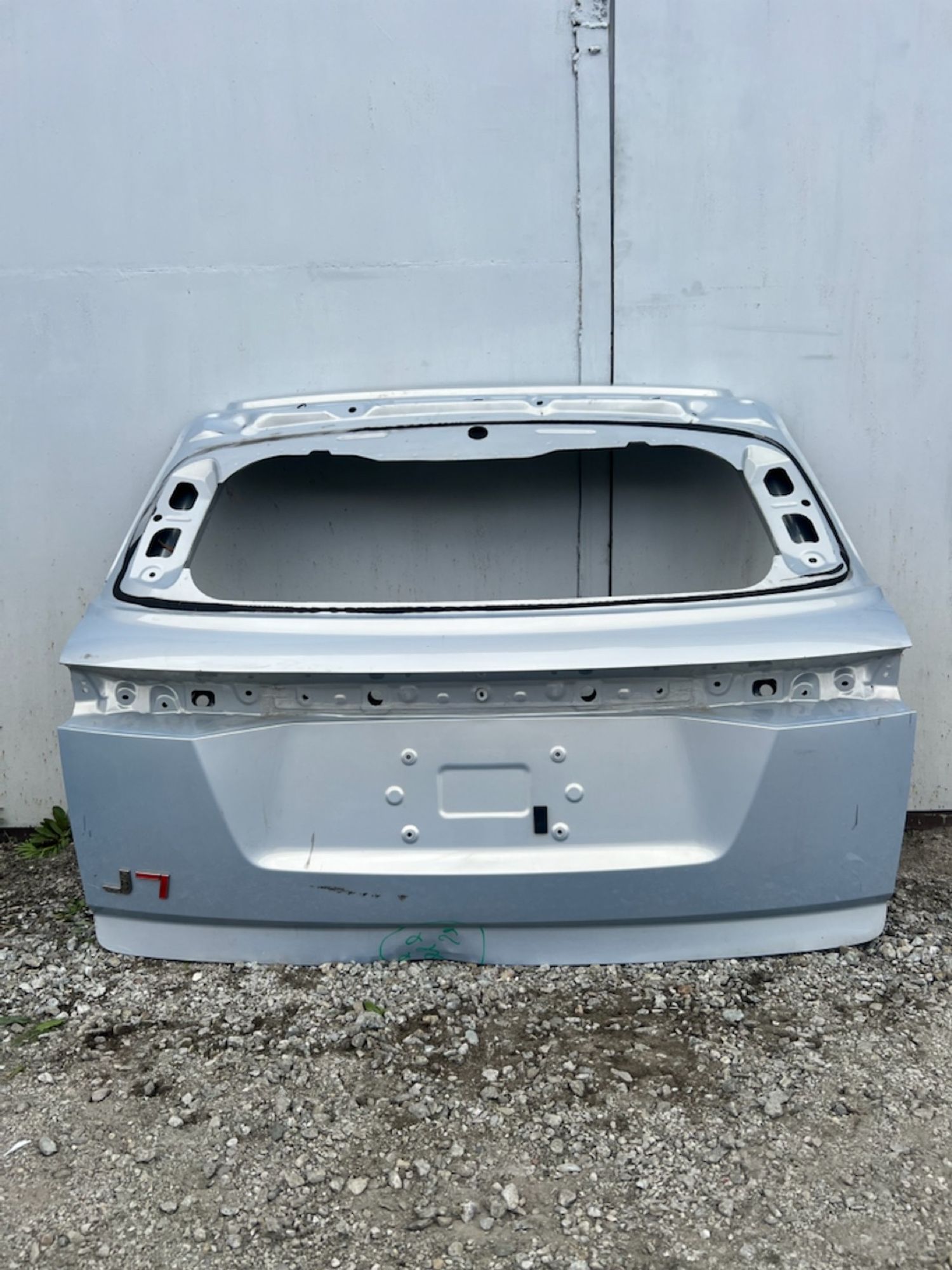 https://ycs.partsauto.market/partsauto-images/thmbs/userImages/74b999aff9da8d5a09f9ff26dc196135/part/51679c12-bfc8-4373-bba2-f4de9d5e73e0_1781546143224.jpg