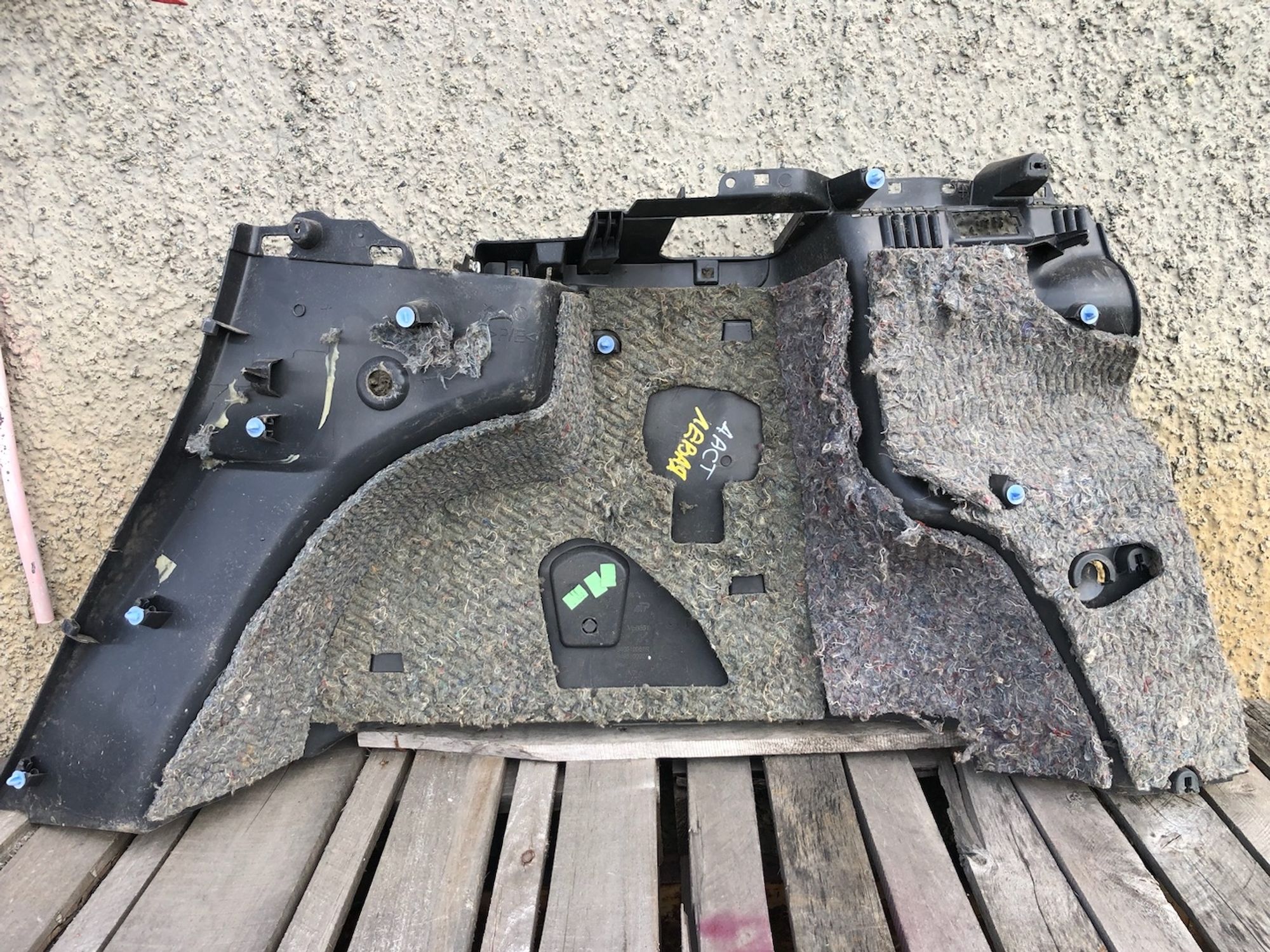 Обшивка багажника левая Renault Duster 2012-2015, 2000 рублей, Челябинск